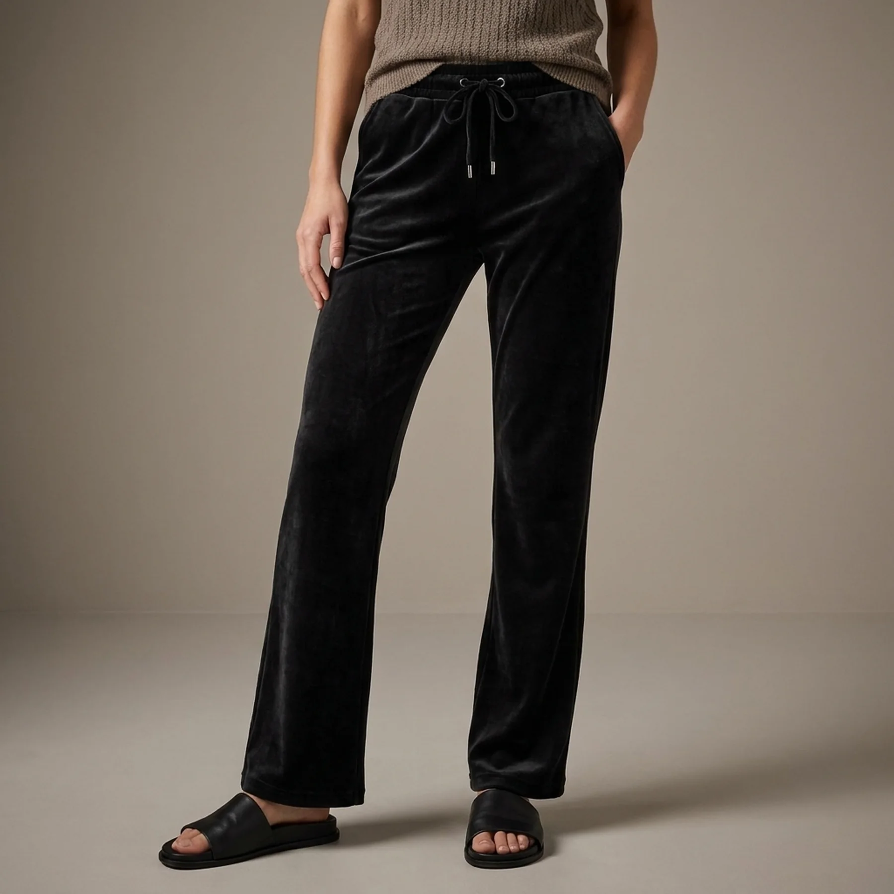 Штани ONLLAYA SWEET FLARED VELVET PANT SWT 15237770-Black ONLY S Чорний