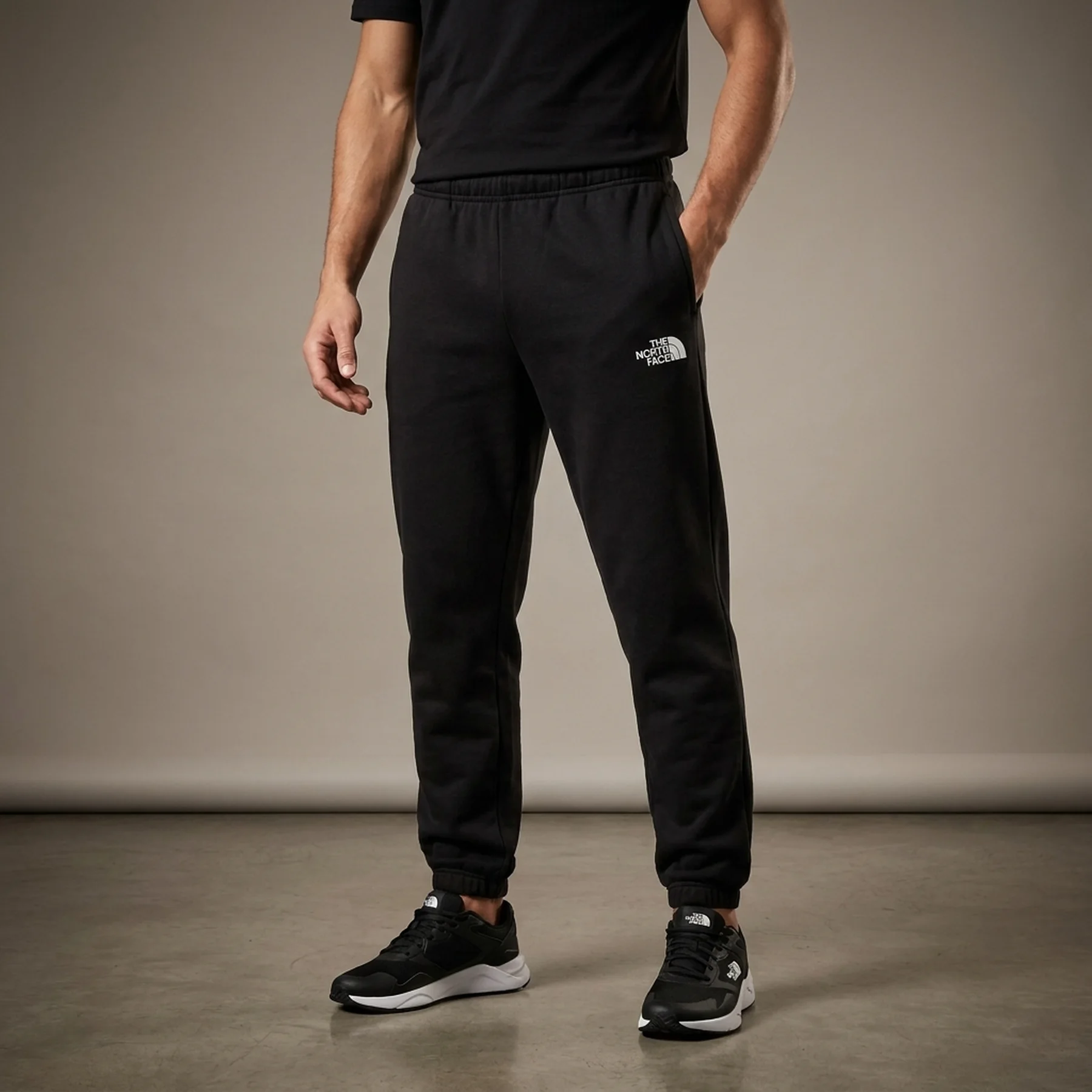Штани SIMPLE DOME REGULAR T 0A8C1WJK31 THE NORTH FACE REGL Чорний
