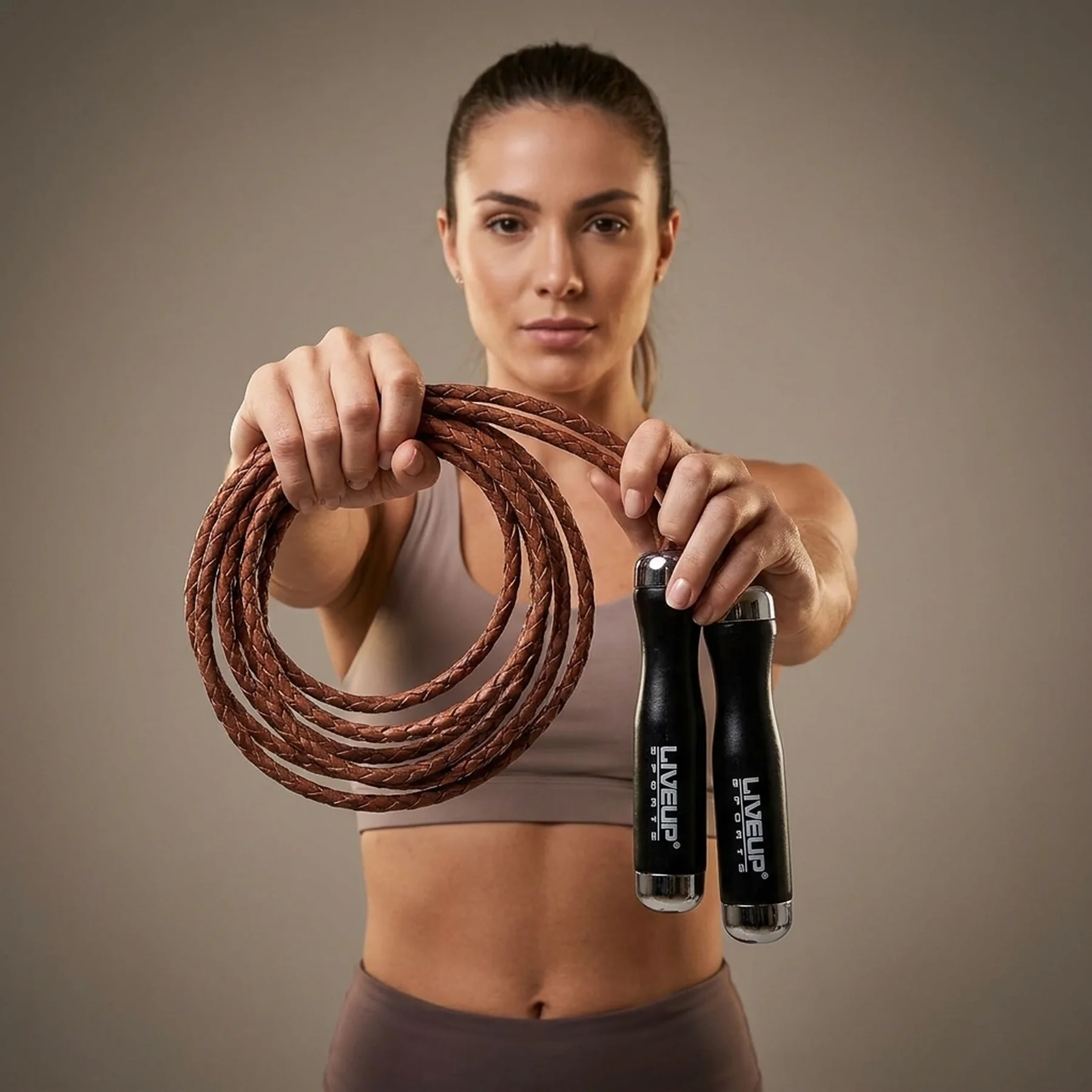 Скакалка шкіряна LiveUp JUMPROPE LEATHER