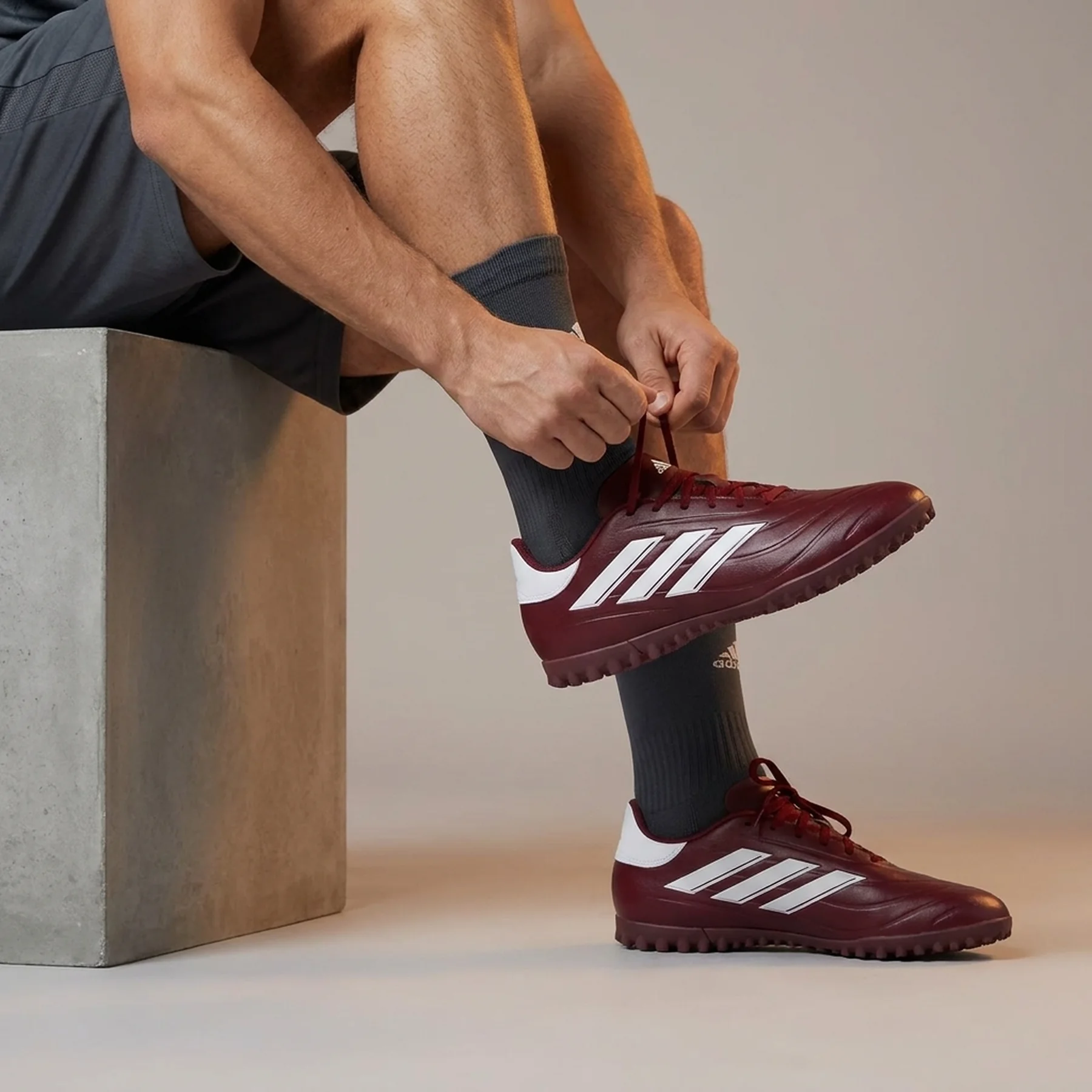 Сороконіжки чоловічі Аdidas Copa Pure Ii Club Turf (IE7524)