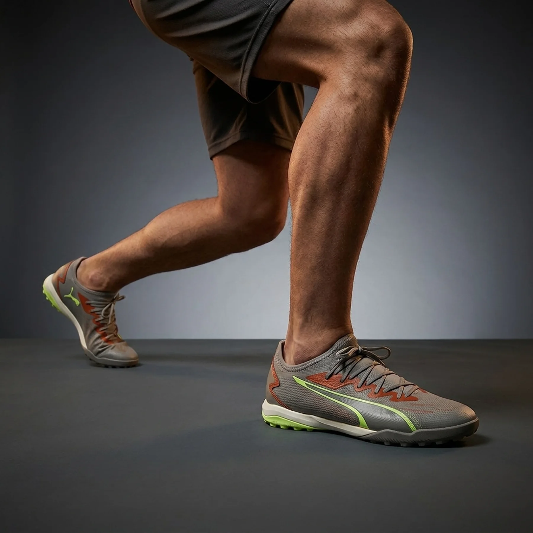 Сороконіжки чоловічі Puma Ultra 5 Play Tt (108331-03)