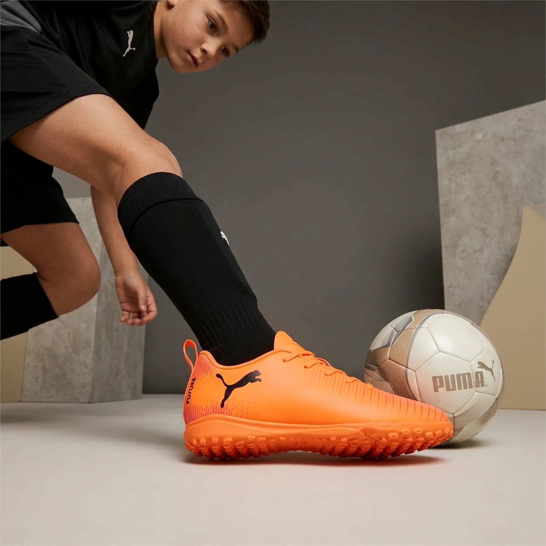 Сороконіжки дитячі PUMA Future 8 Play 108626_03 розмір 38