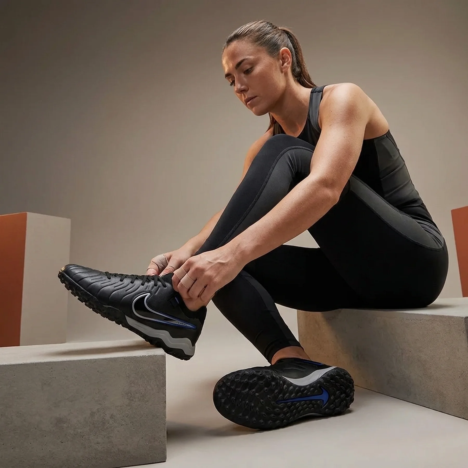 Сороконіжки унісекс Nike Tiempo Legend 10 Pro (DV4336-040)
