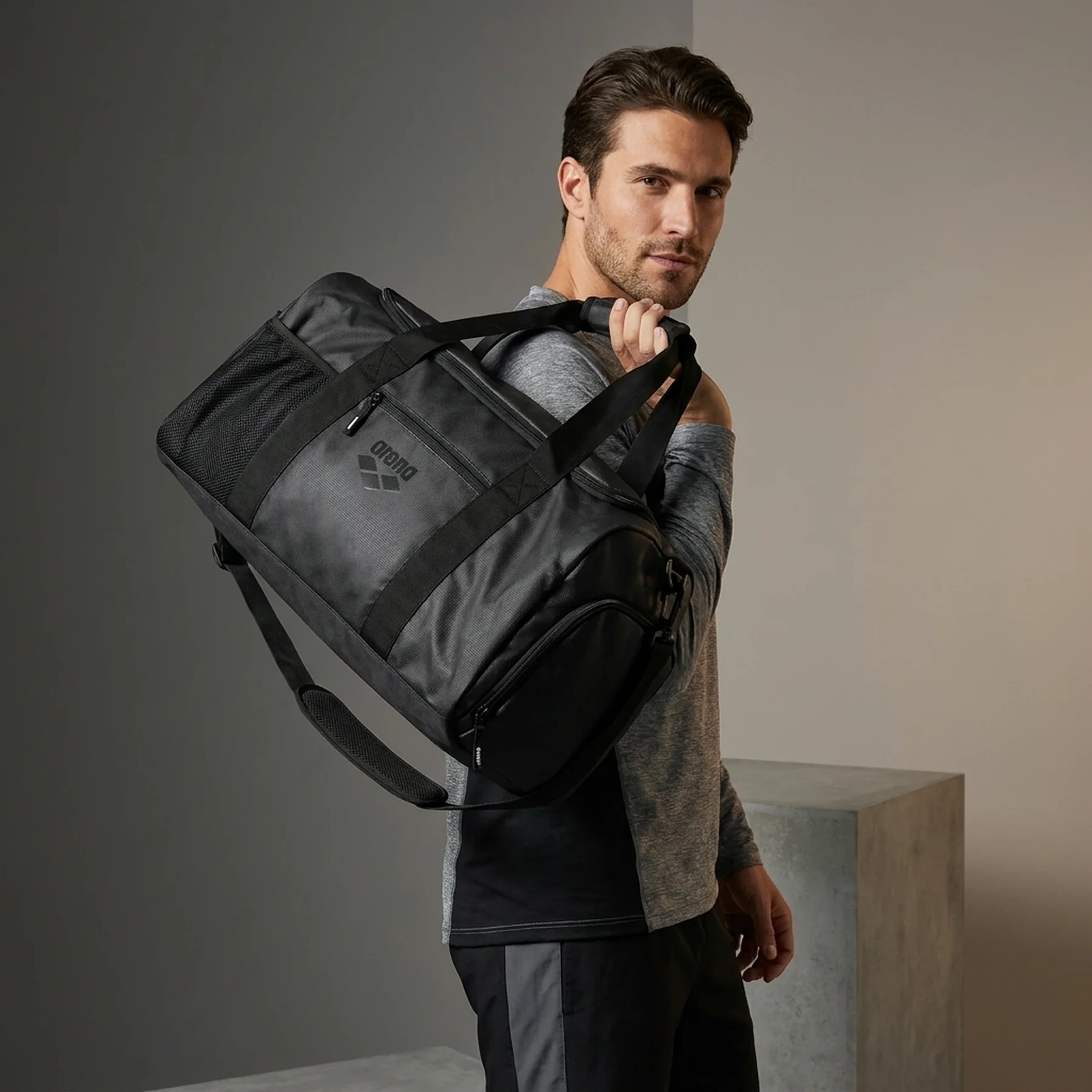 Спортивна сумка Arena All Set Duffle (010237-100)
