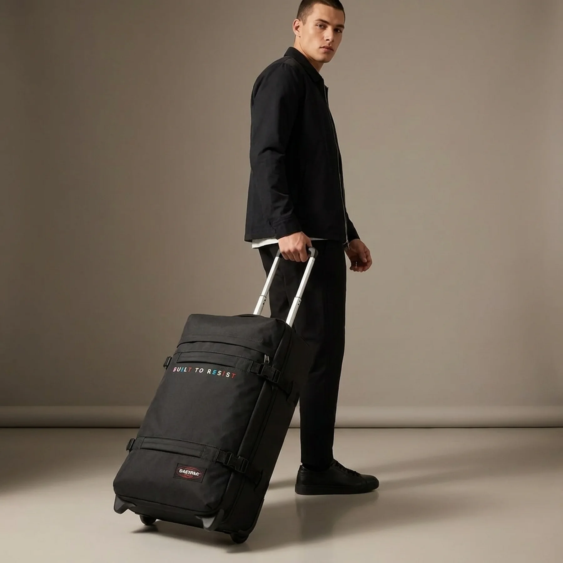 Валіза Eastpak TRANSIT'R S