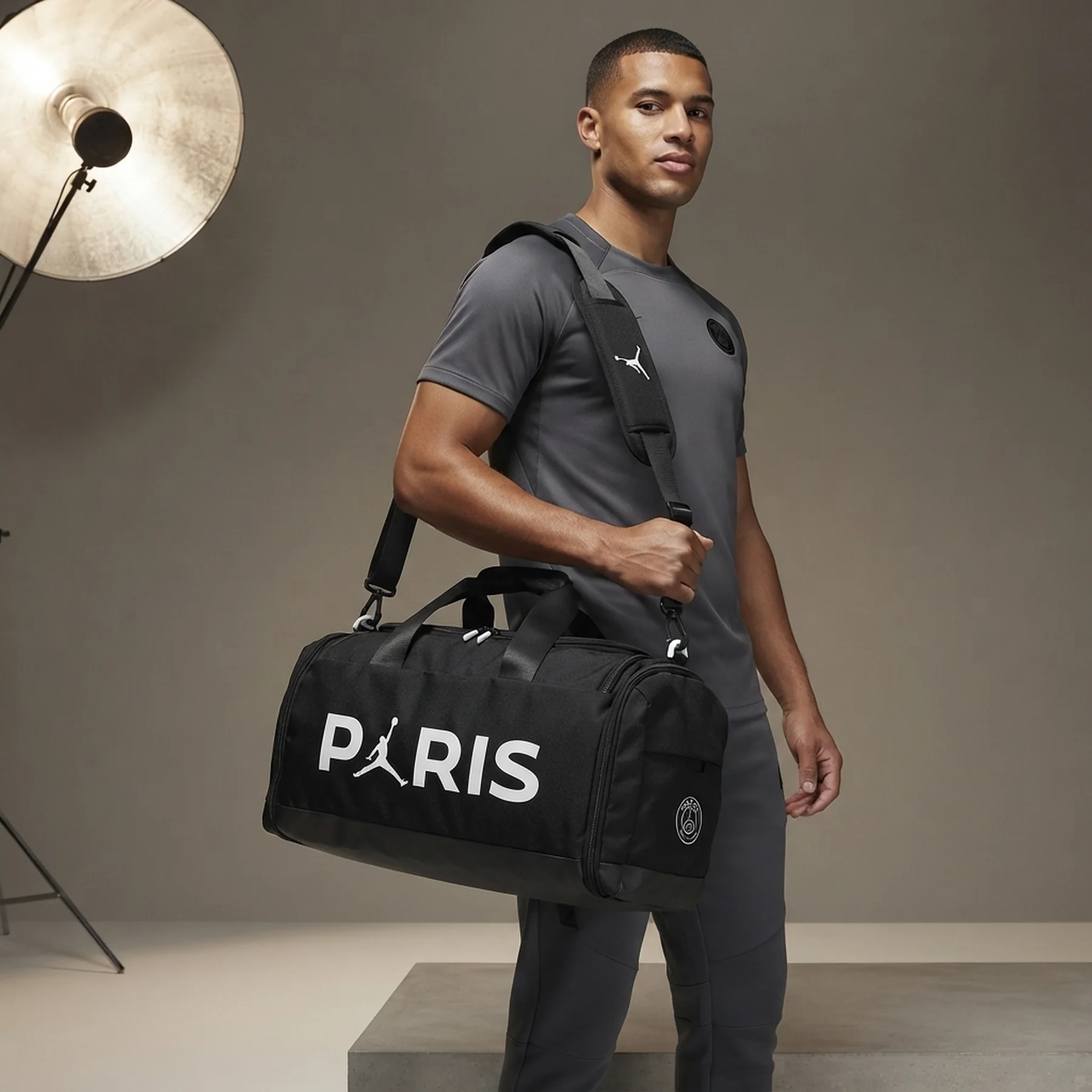 Спортивна сумка Jordan Paris Saint-Germain Duffle Bag (62.5L) (MM0995-023)