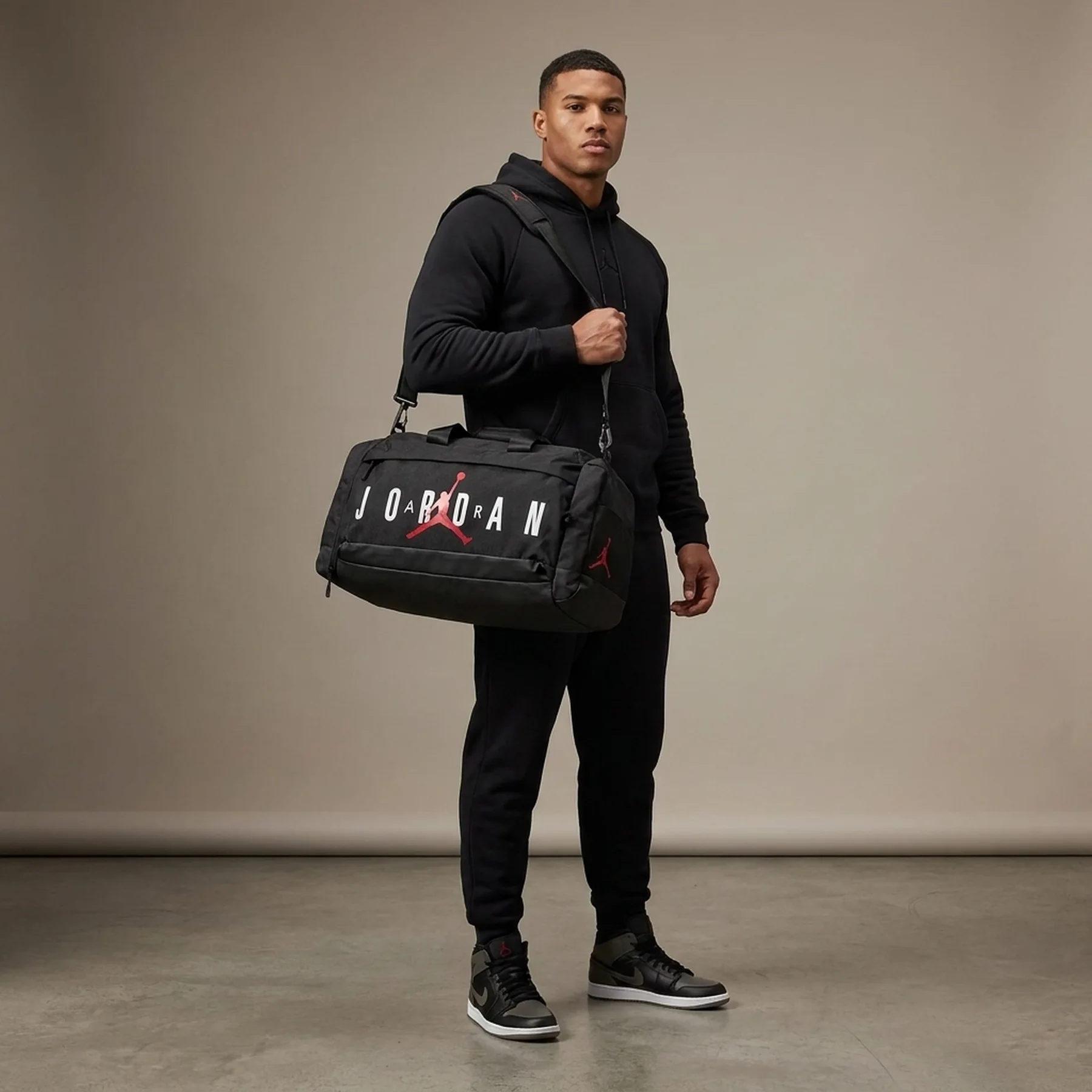 Сумка Air Jordan Velocity Duffle