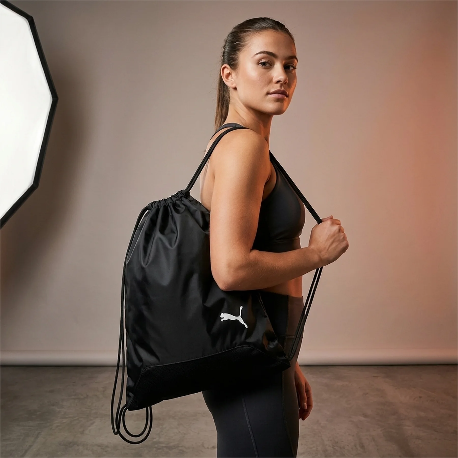 Спортивна сумка Puma Teamgoal Gym Sack 16L (090240-01)