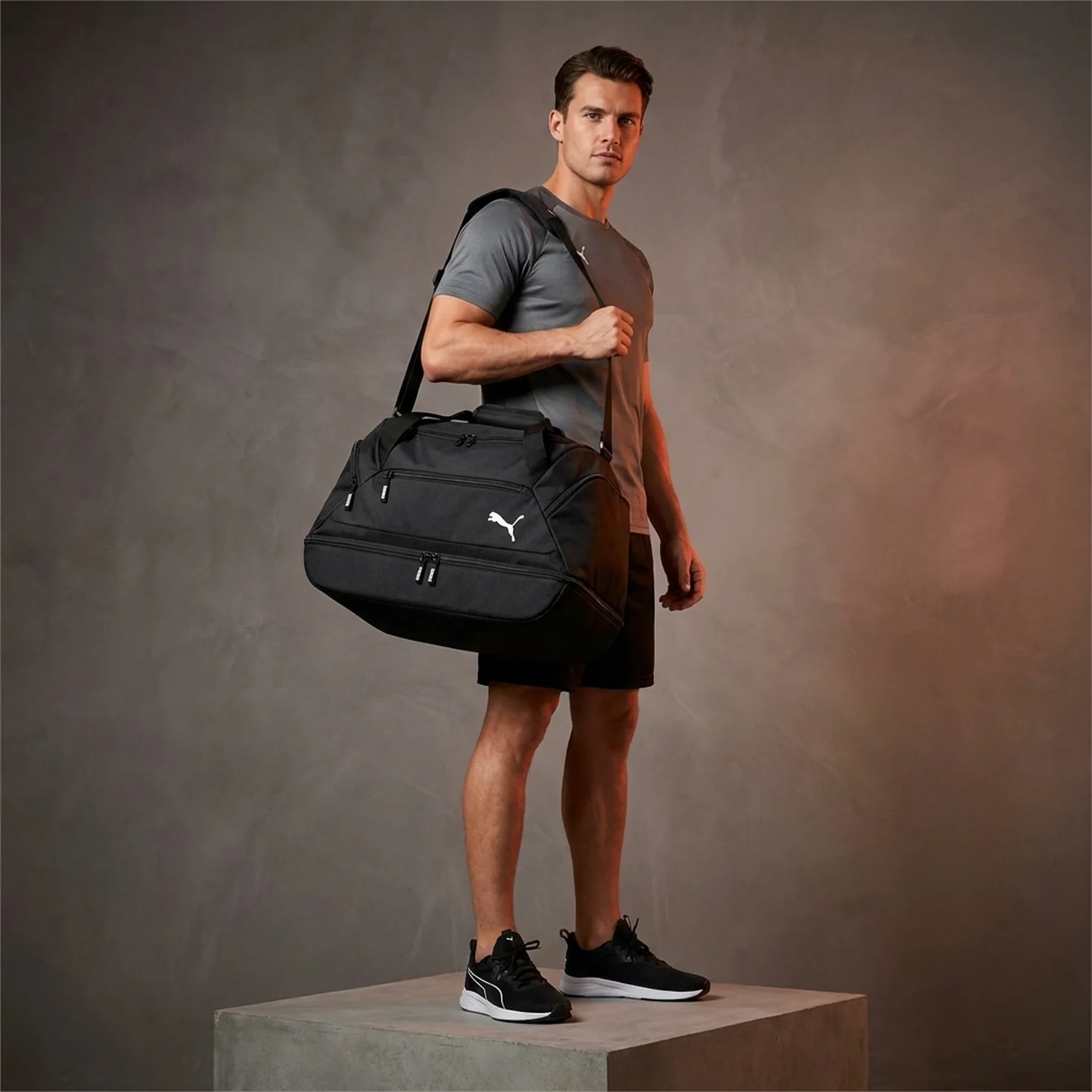 Спортивна сумка Puma Teamgoal Teambag 37L (090235-01)