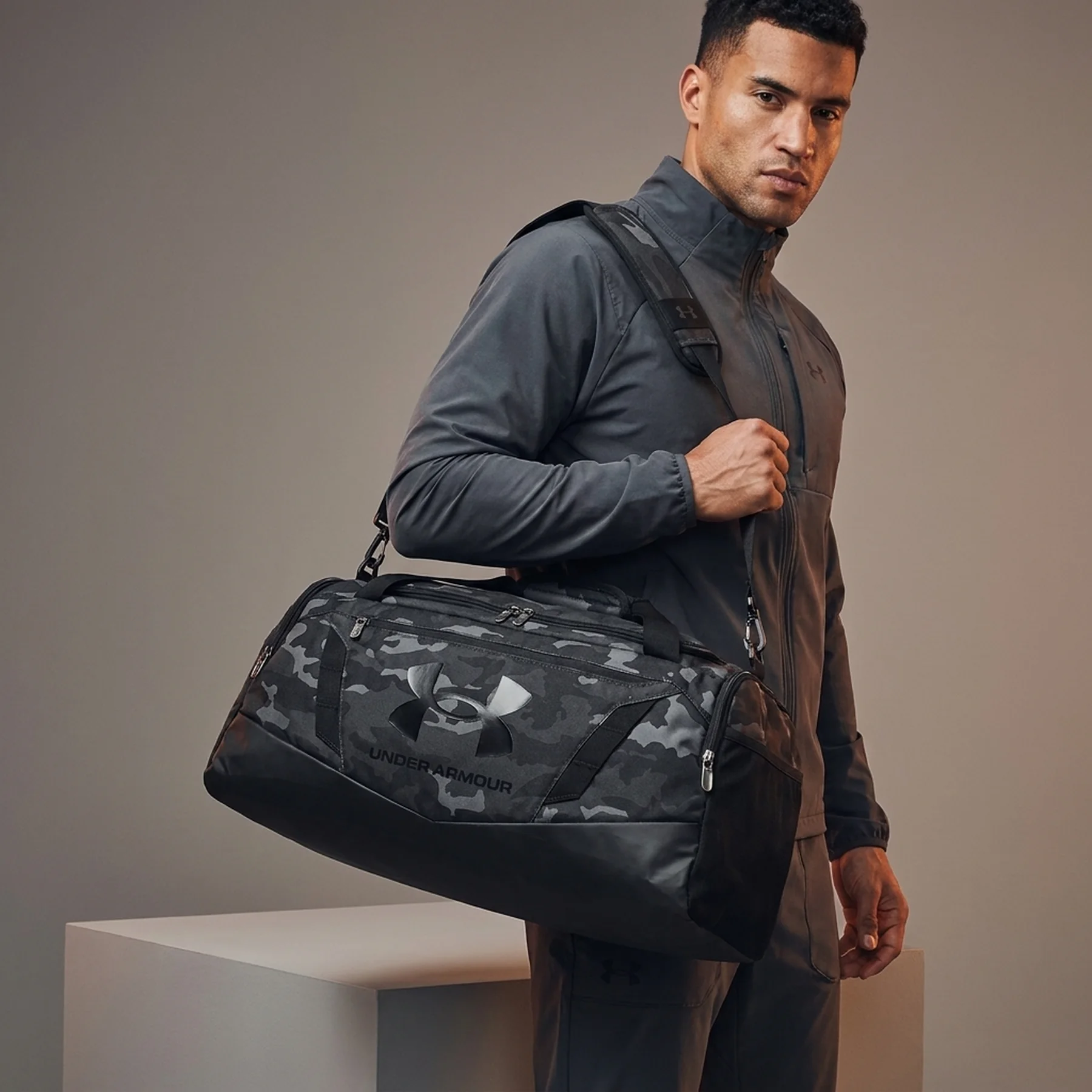 Сумка UA Undeniable 5.0 Duffle 40L