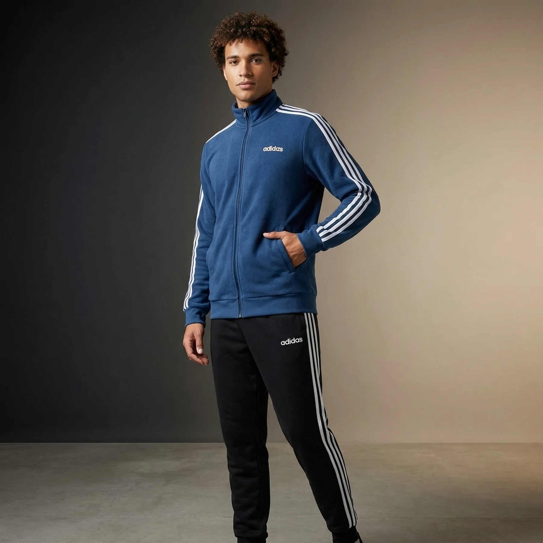 Спортивний костюм чоловічий Basic 3-Stripes Fleece IY6665
