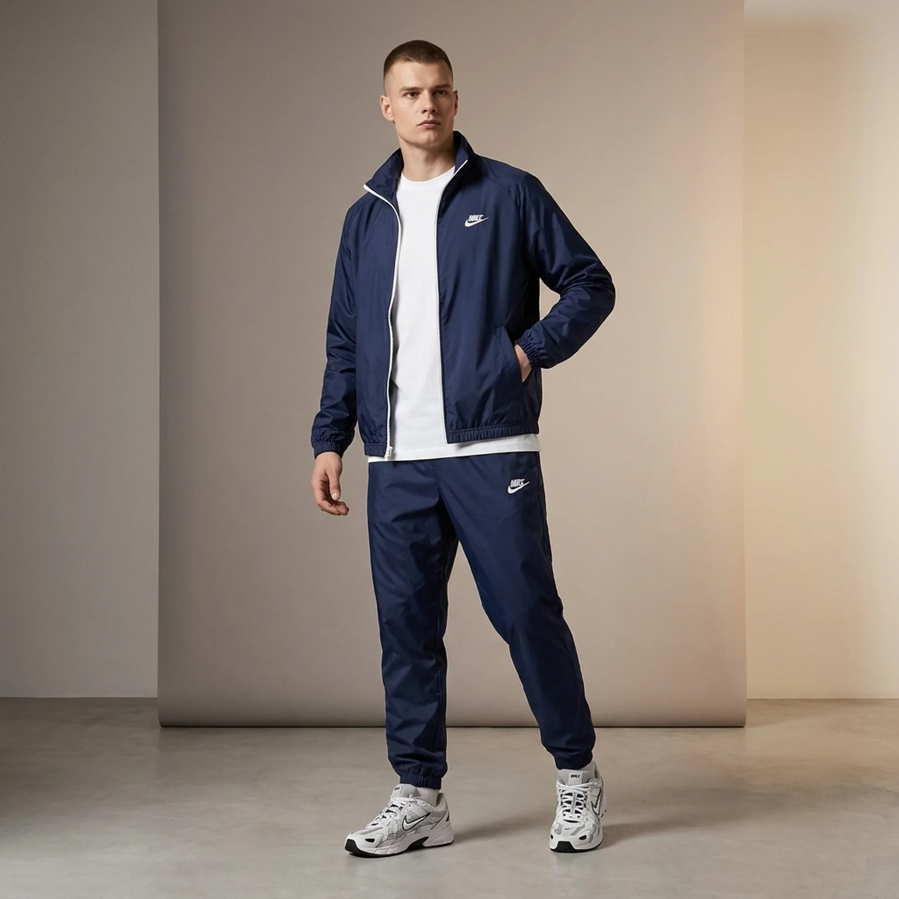 Спортивний костюм чоловічий Nike Sportswear Club (DR3337-410)