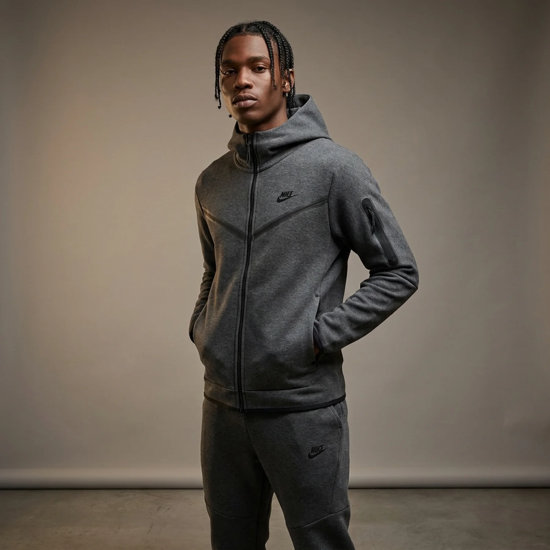 Спортивний костюм чоловічий Nike Tech Fleece (FB7921-060&FB8002-060)