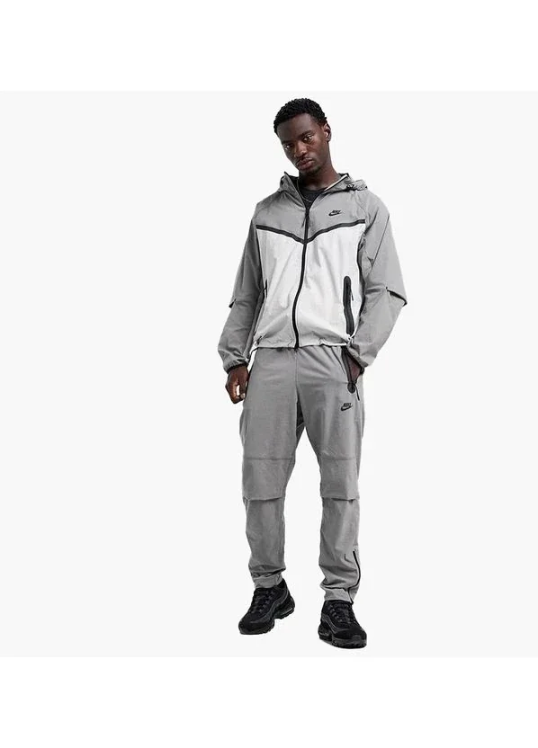 Спортивний костюм чоловічий Nike Tech Woven Grey (HM7151-014__HM8241-014)