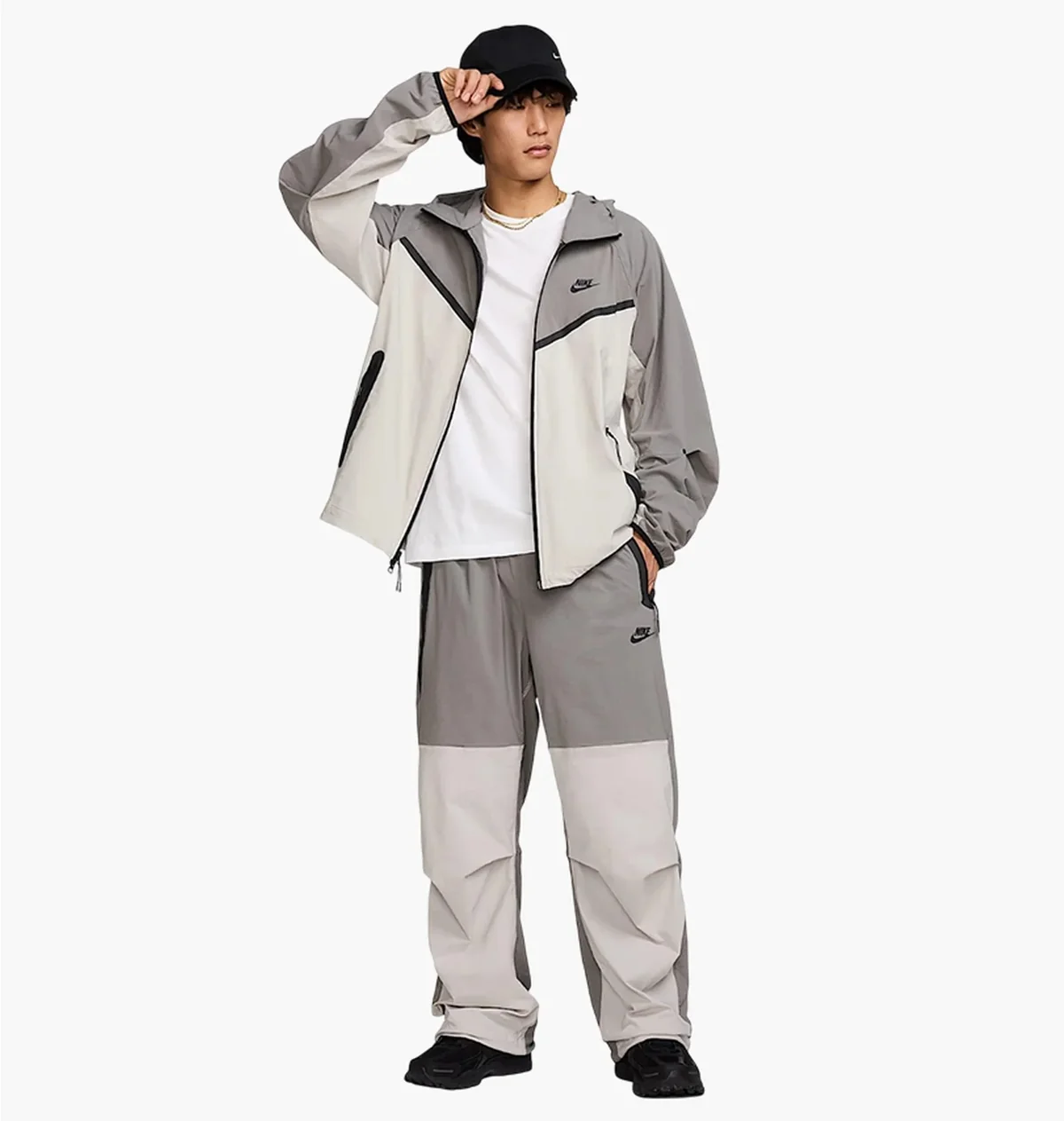 Спортивний костюм чоловічий Nike Tech Woven (HM7151-014__HM7158-014)