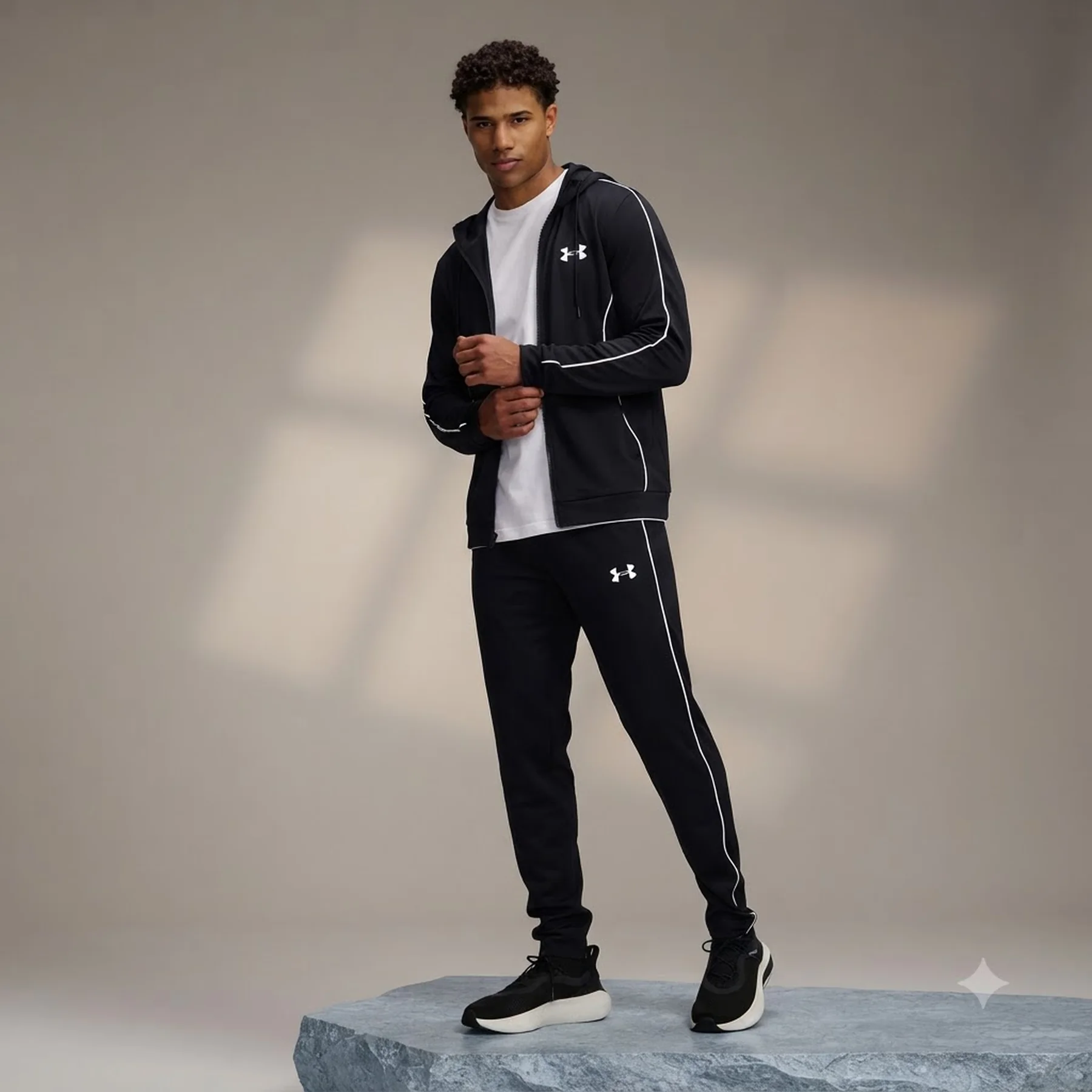 Спортивний костюм чоловічий Under Armour Emea Tracksuit Novelty (1390152-001)