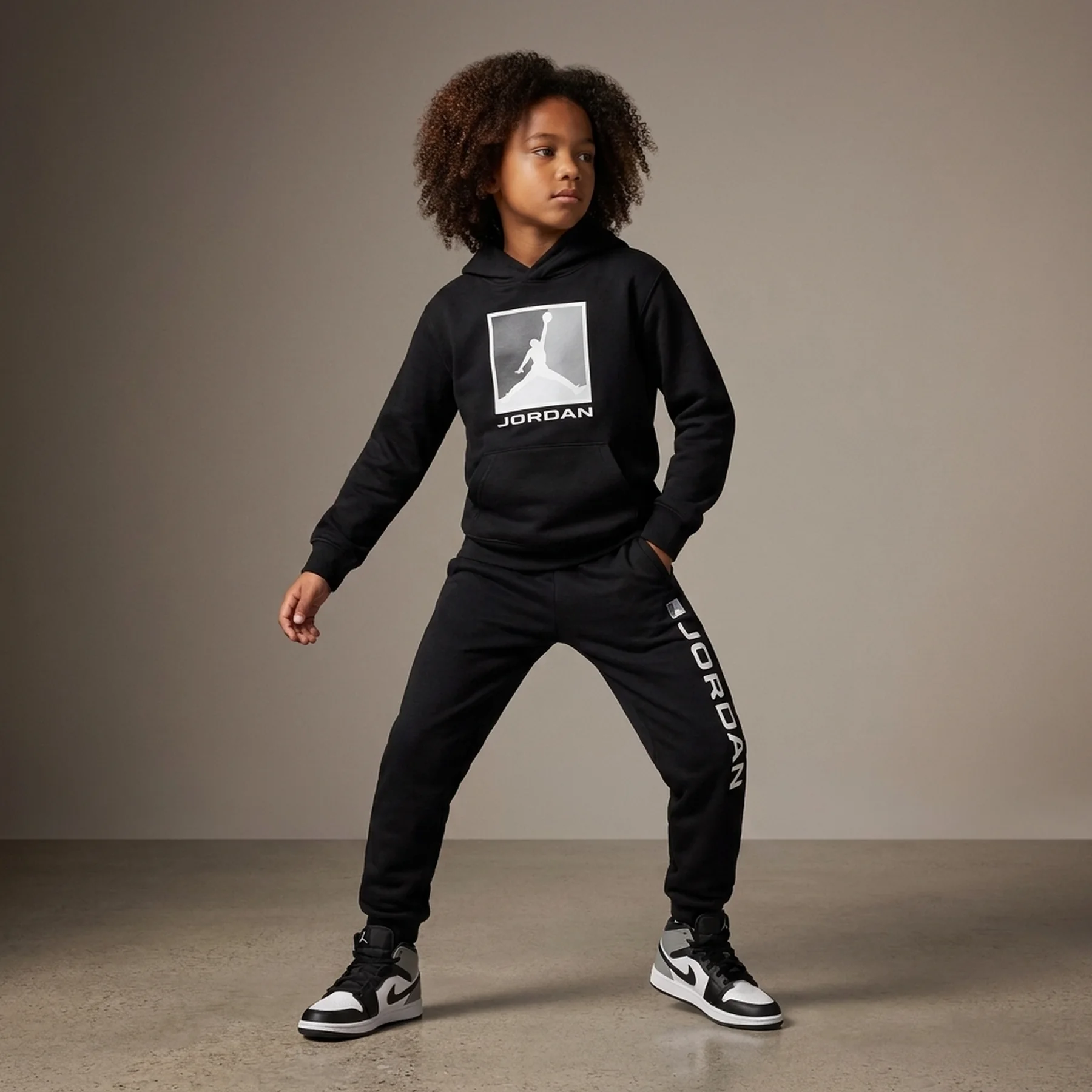Спортивний костюм дитячий Jordan Essential Black (95F086-023__95F087-023)