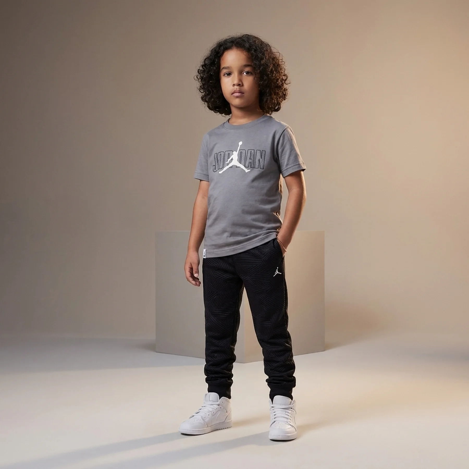 Спортивний костюм дитячий Jordan Sneaker Schoollittle Kids' 2-Piece Pants Set (85D722-023)