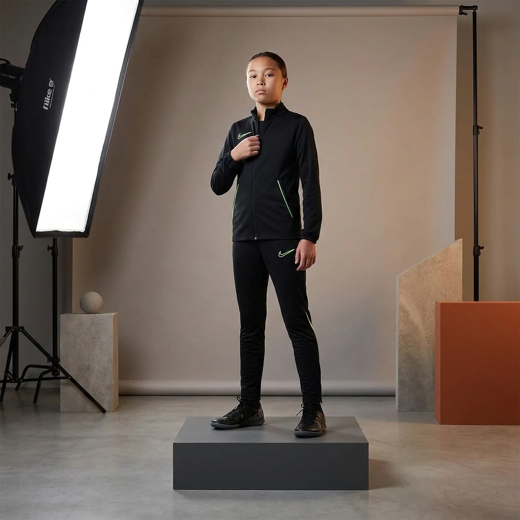 Спортивний костюм дитячий Nike Academy 21 Knit Tracksuit Black (CW6133-013)