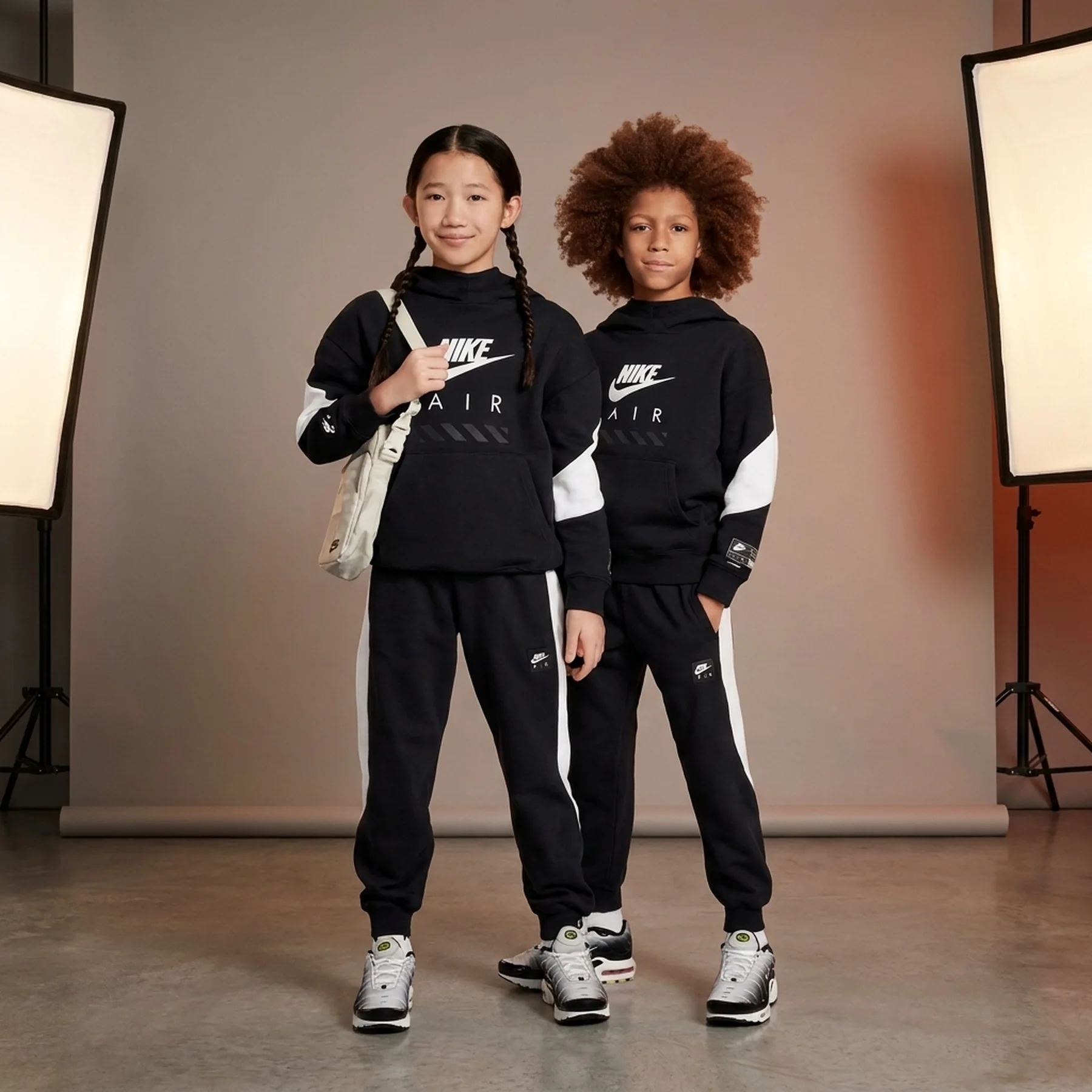 Спортивний костюм дитячий Nike Air Fleece Black (HV1219-010__HF8811-010)