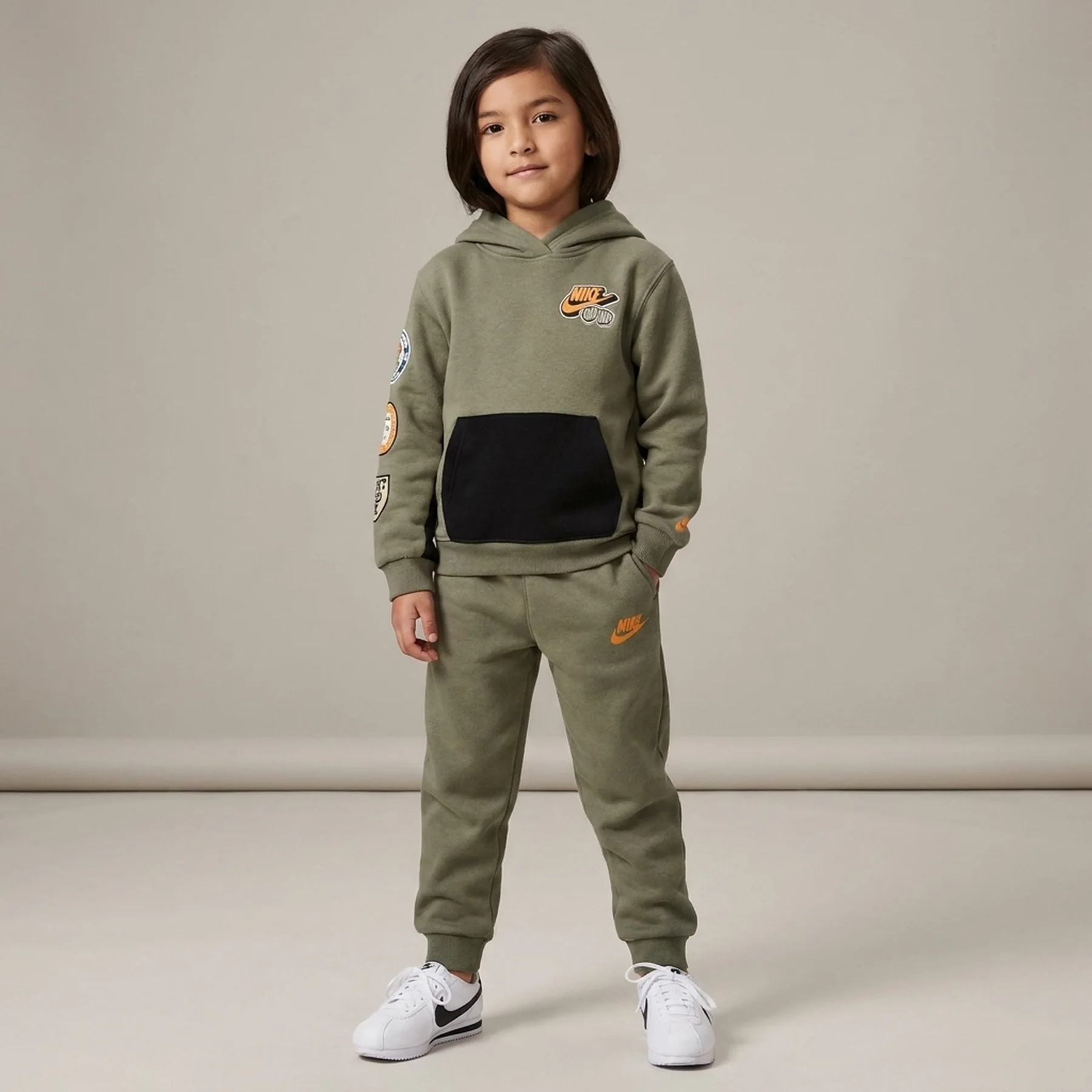 Спортивний костюм дитячий Nike Fleece Pullover Set Olive (86N496-E1S)