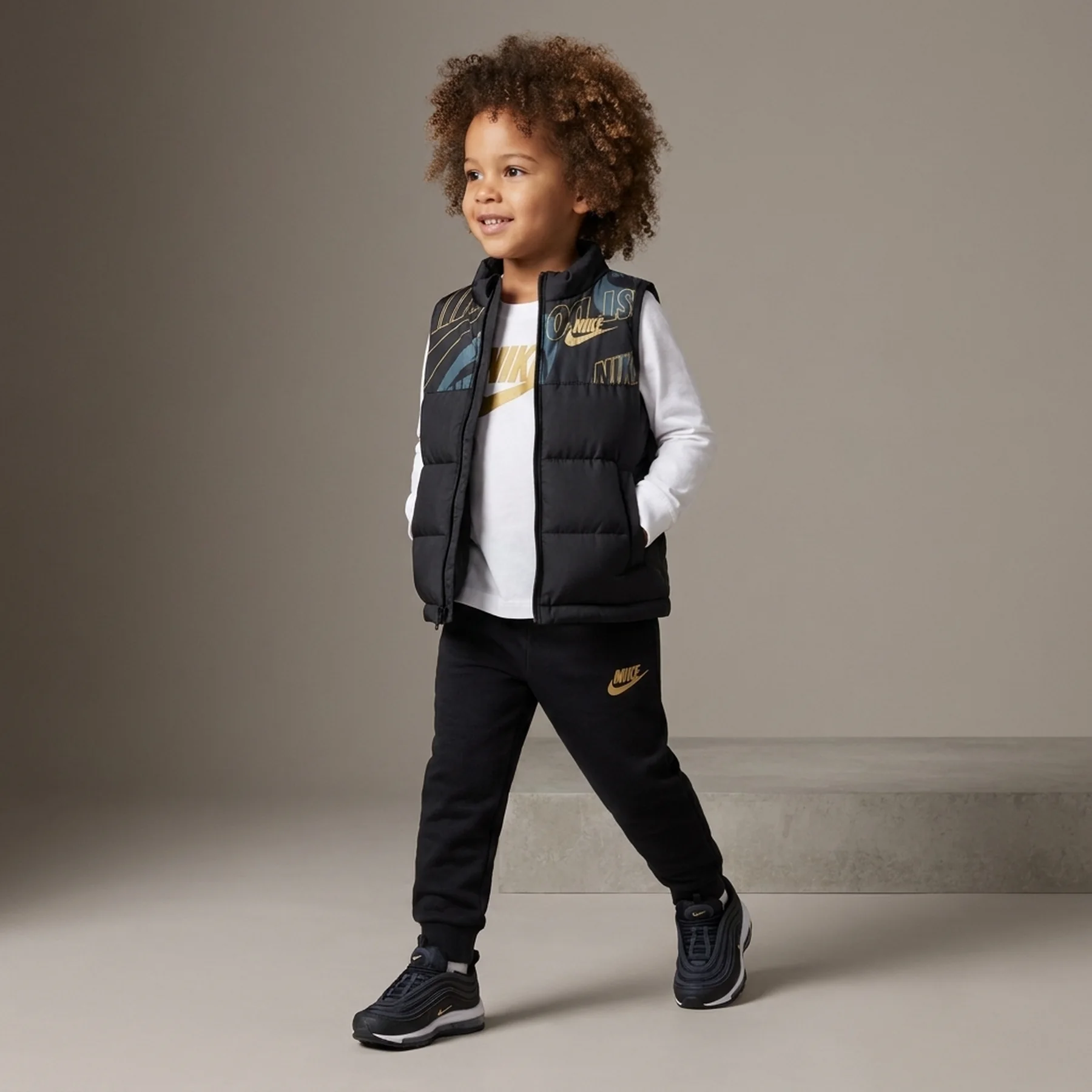 Спортивний костюм дитячий Nike Set - Puffer Vest/Blouse/Sweatpants Black/White (86N506-F66)