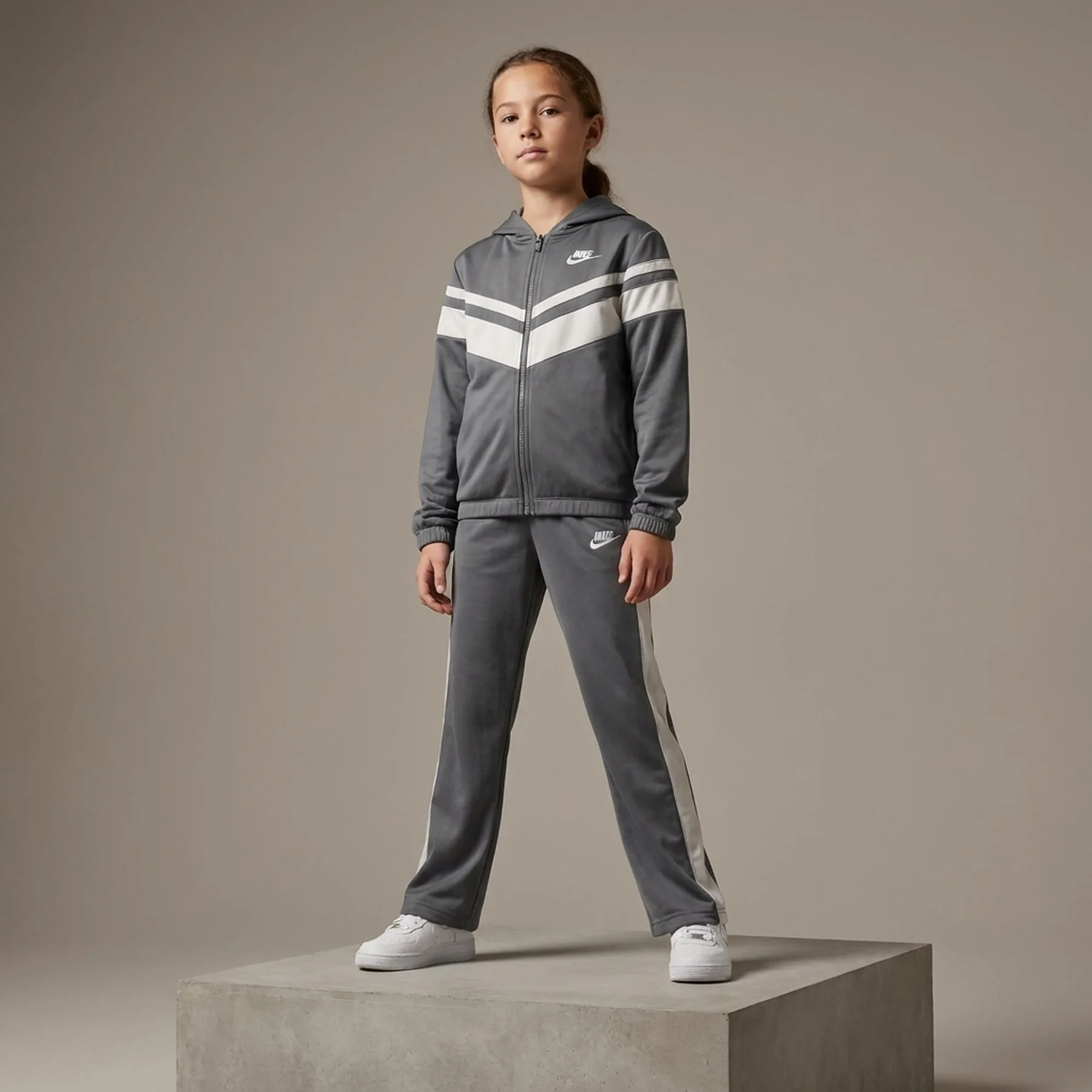 Спортивний костюм дитячий Nike Sportswear Grey (HQ9316-084)