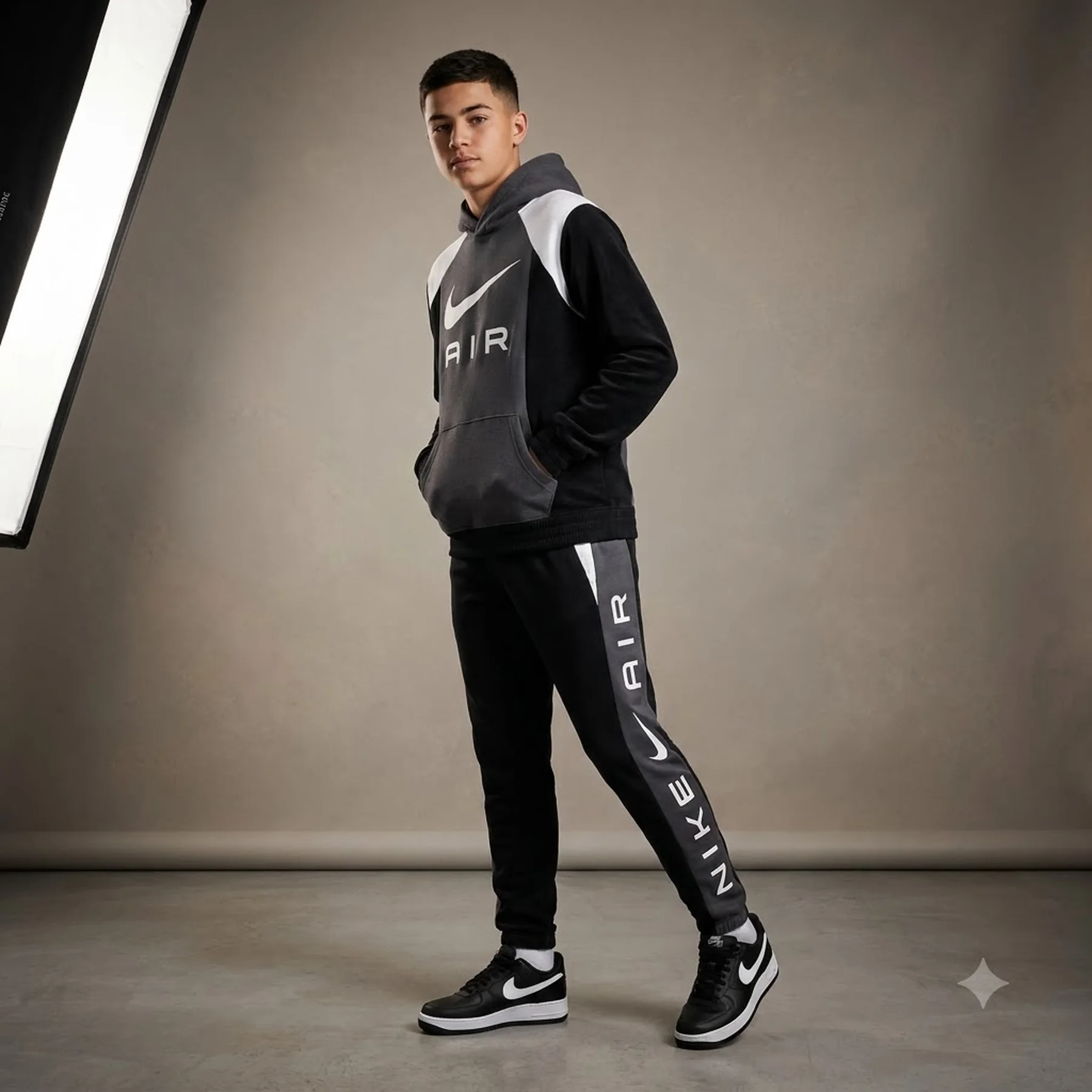Спортивний костюм підлітковий Nike Air Po Black (FZ4955-060__FZ5004-010)