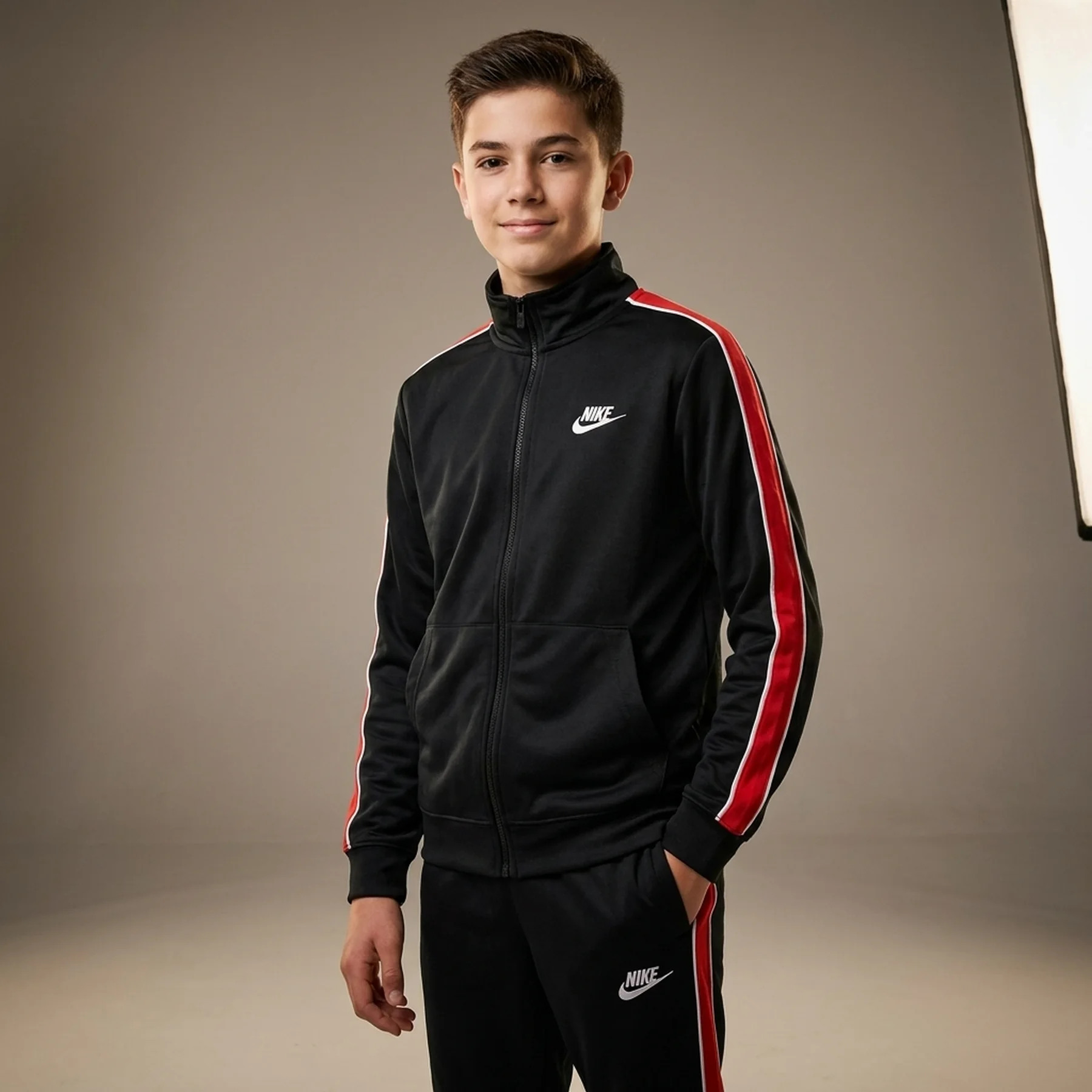 Спортивний костюм підлітковий Nike Nsw Club Black (FZ4906-010__FZ4911-010)