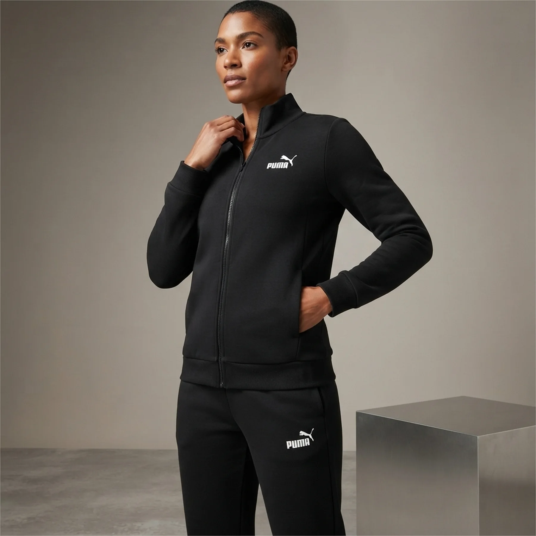 Спортивний костюм унісекс Puma Ess Sweat Suit (68817501)