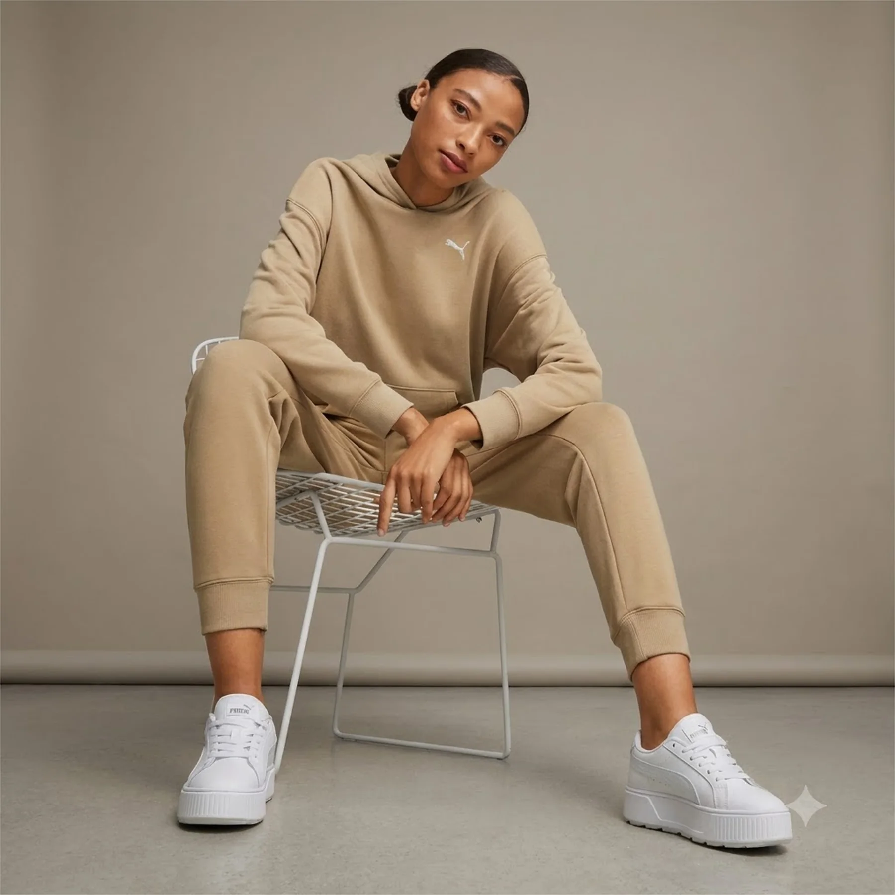 Спортивний костюм жіночий Puma Home Suit Brow (679920-83)