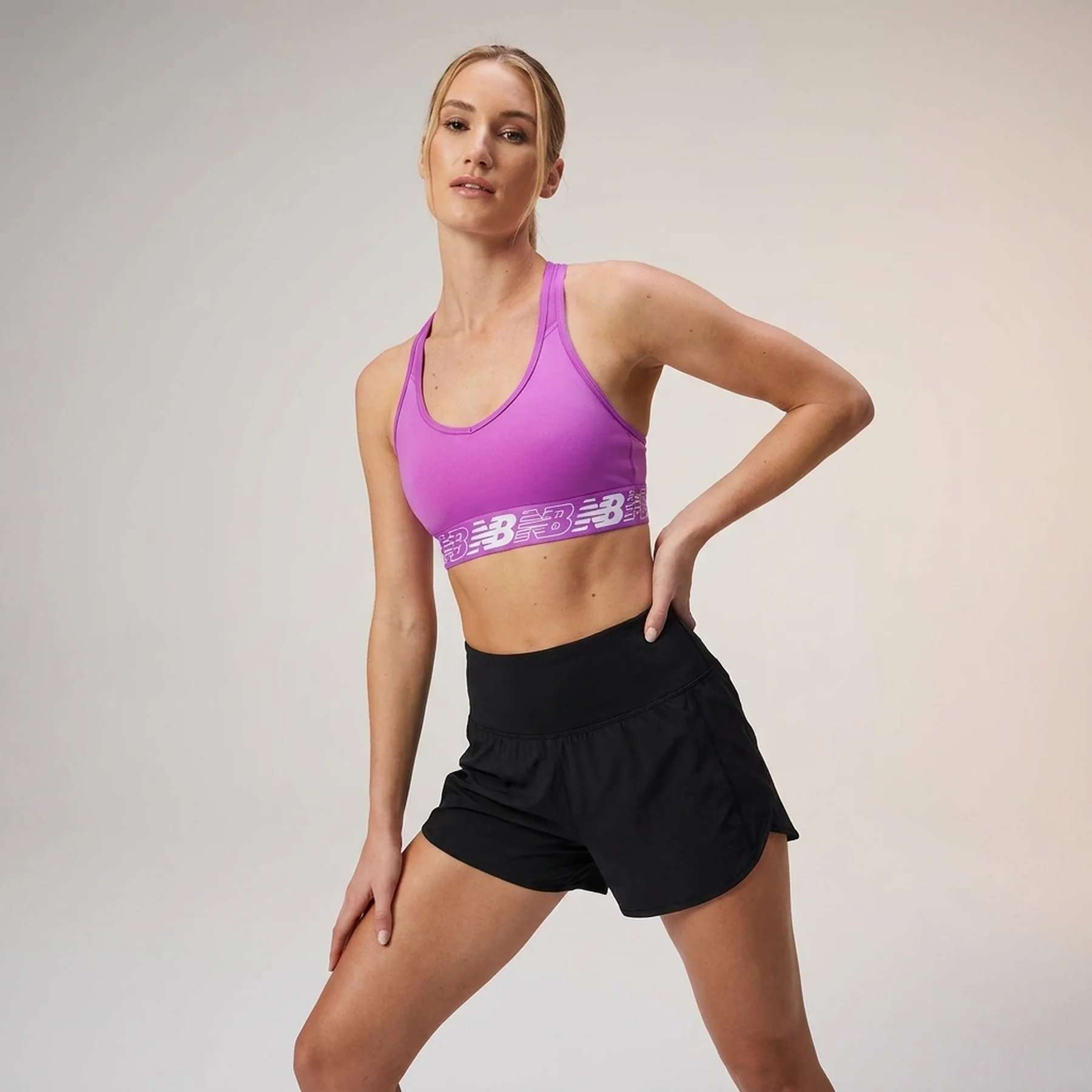 Спортивний топ жіночий New Balance Pace 3.0 (WB11034COM)