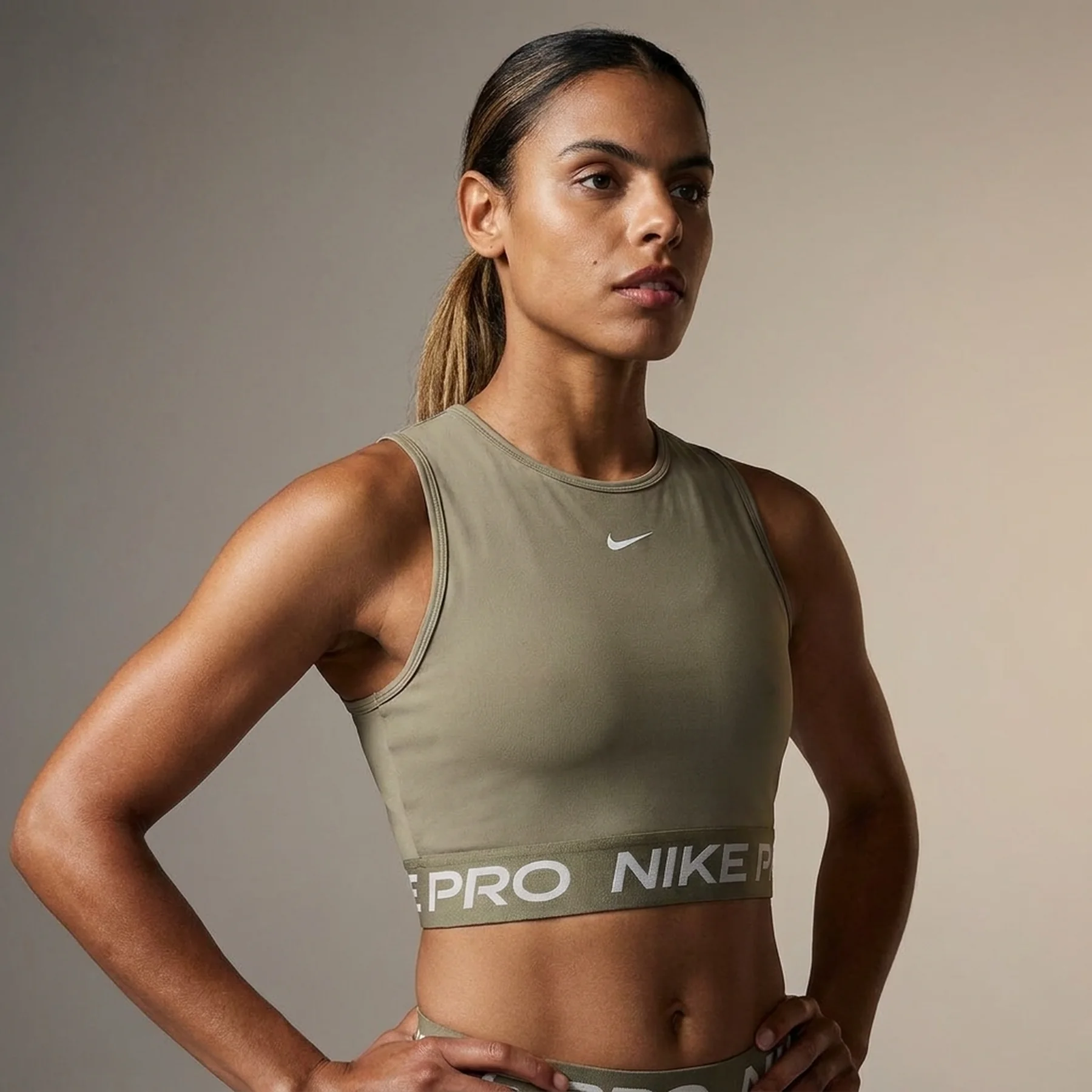 Спортивний топ жіночий Nike Pro Olive (FZ3615-320)