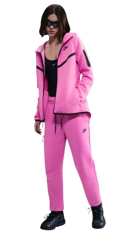 Спортивний жіночий костюм Nike Sportswear Tech Fleece Fleece