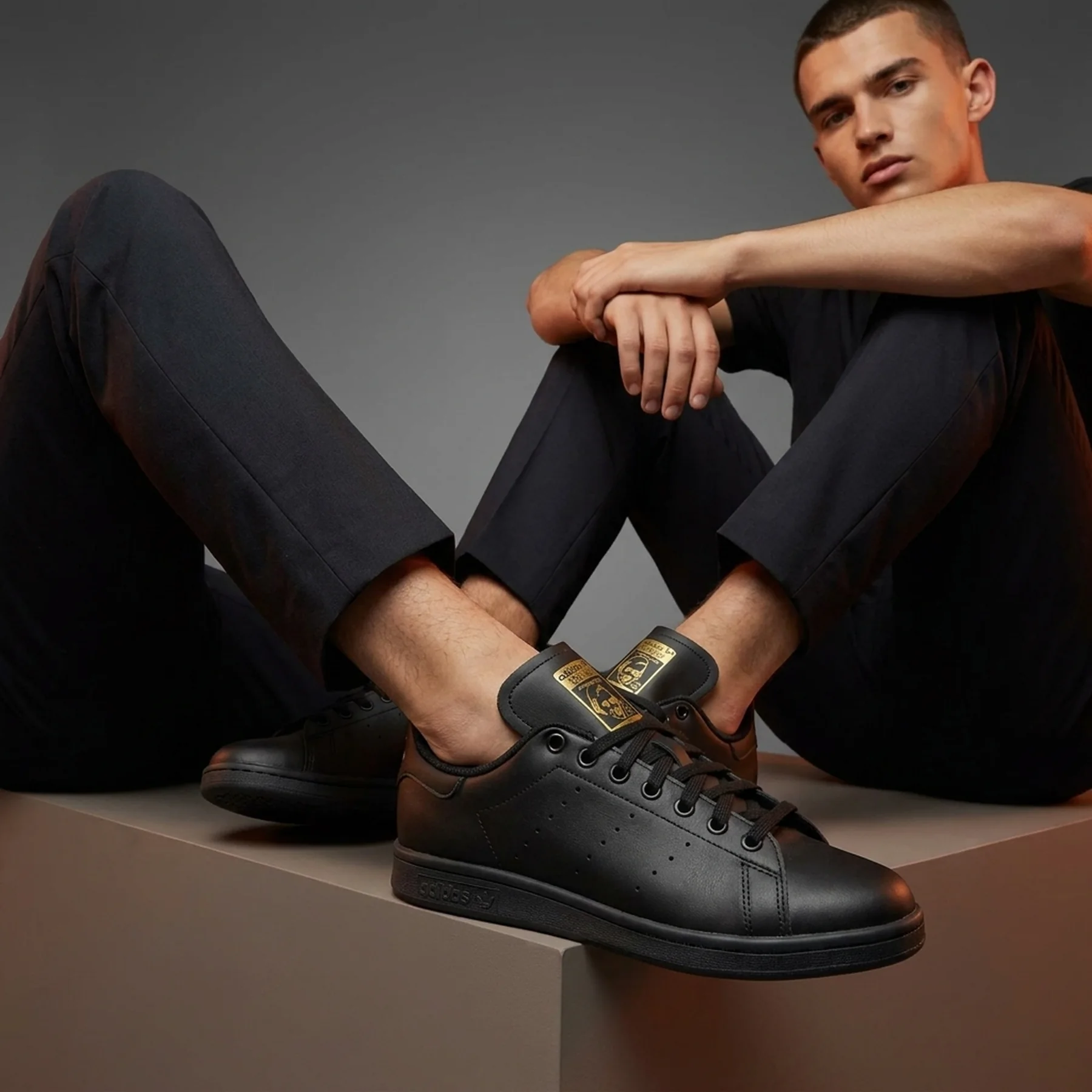 Stan Smith J