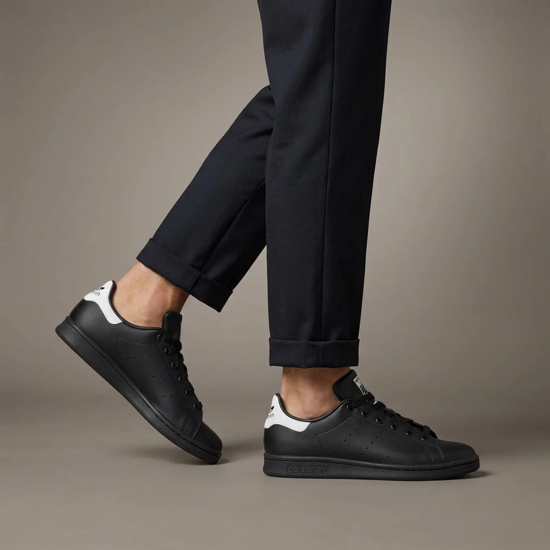 Stan Smith J