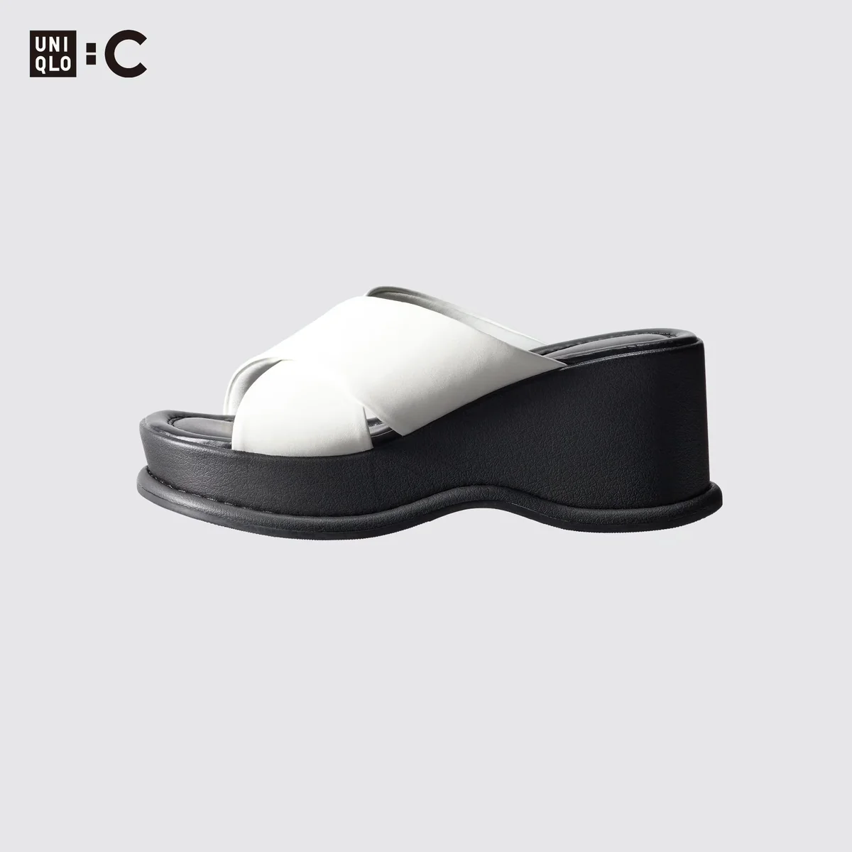 Стильні жіночі шльопанці на платформі Uniqlo 1159810829