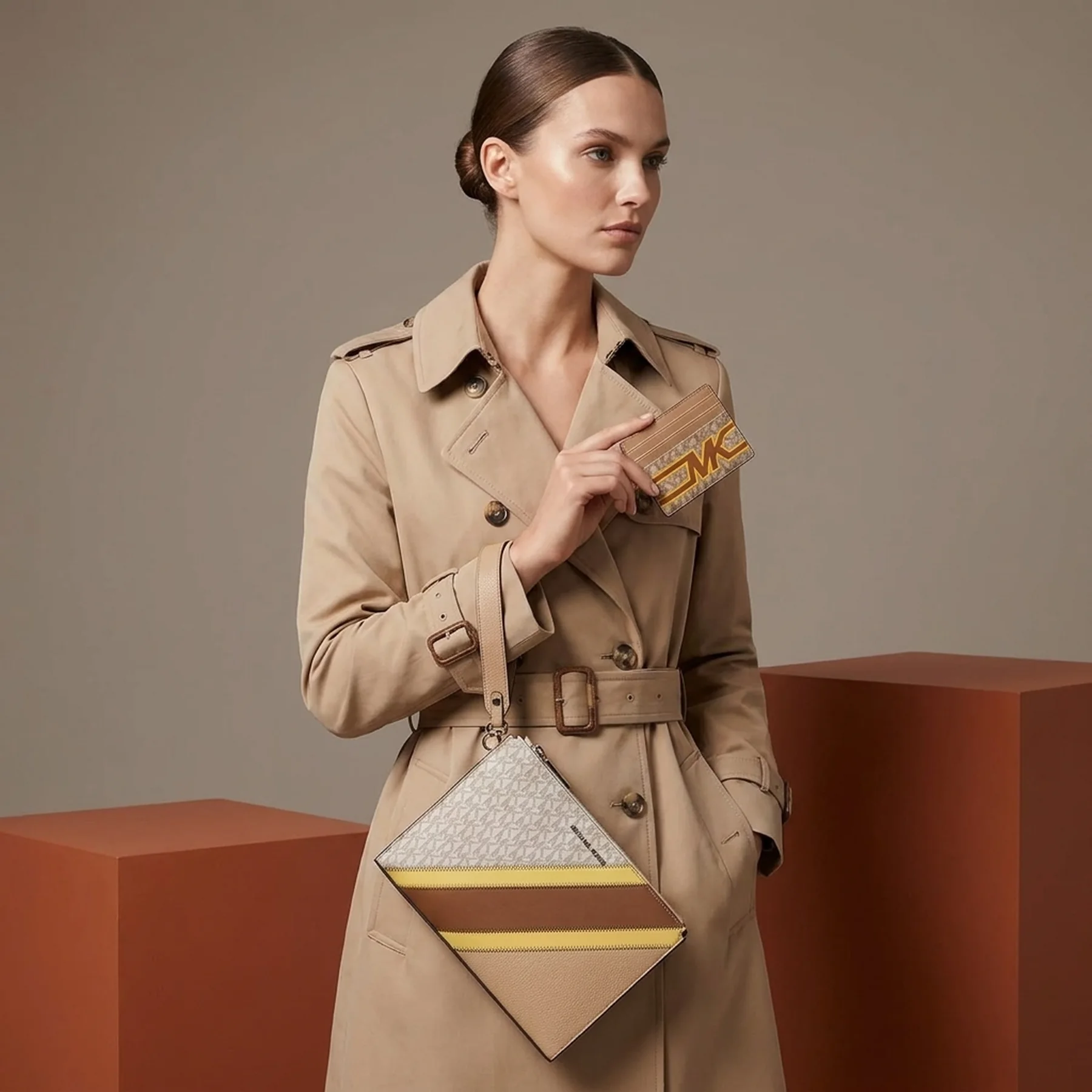 Стильний набір Michael Kors сумка-клатч та картхолдер 1159845123 Бежевий