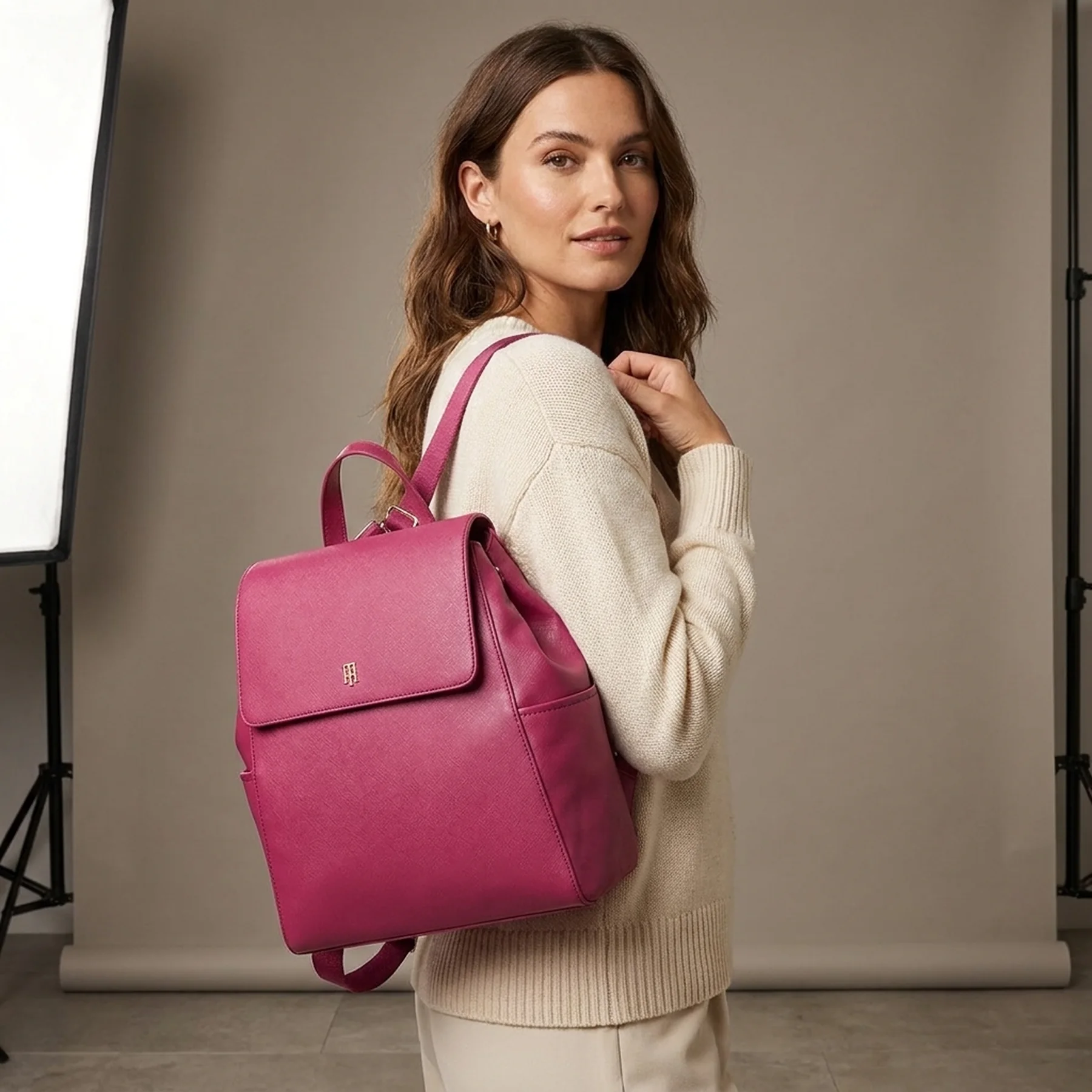 Стильний жіночий рюкзак Tommy Hilfiger з логотипом 1159811464 (Рожевий, One size)