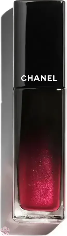 Стойкая жидкая помада для губ CHANEL Rouge Allure Laque 6 мл 558 INCANDESCENT