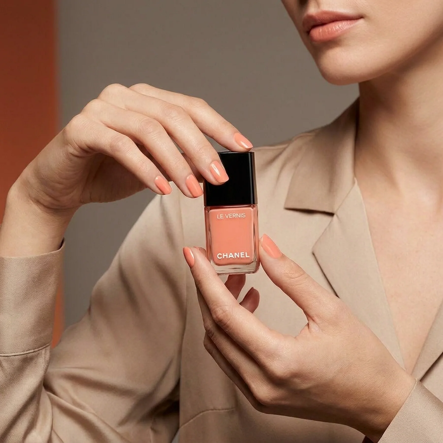 Стойкий лак для ногтей CHANEL Le Vernis Longwear Nail Colour 13 мл 195 Poete