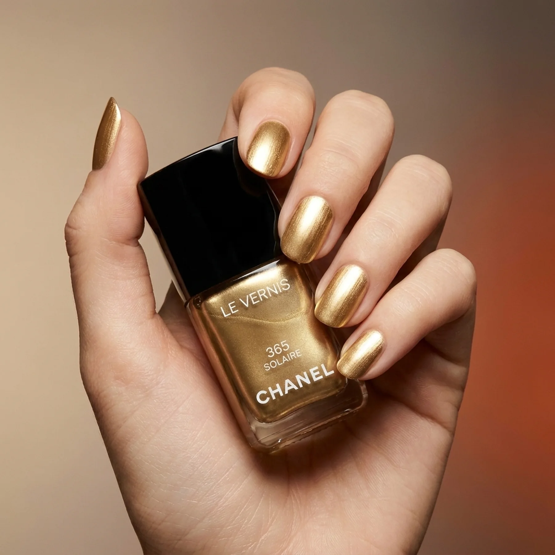 Стойкий лак для ногтей CHANEL Le Vernis Longwear Nail Colour 13 мл 365 Solaire