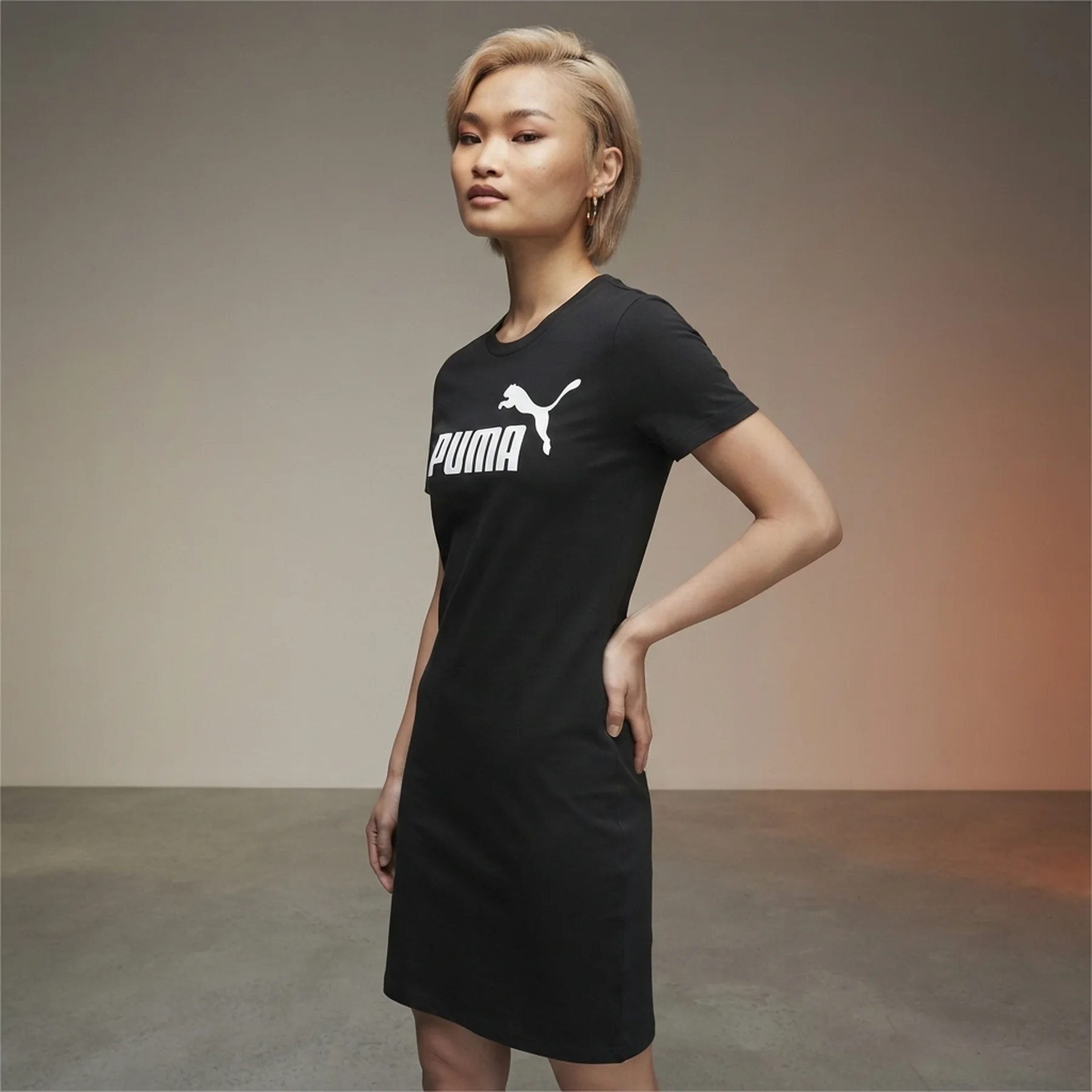 Сукня ESS Slim Tee Dress 84834901 Puma S Чорний