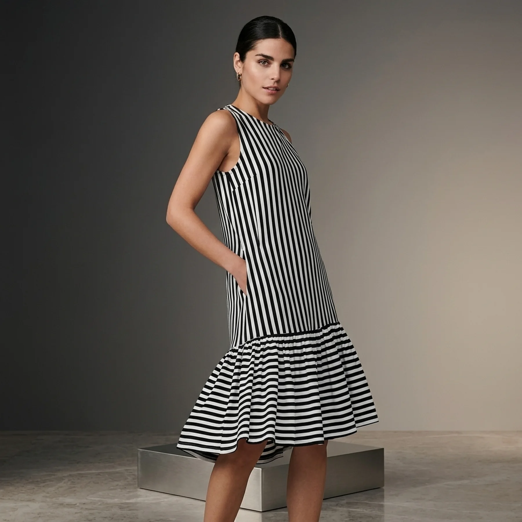 Сукня ONLFIONA LIFE S/L DRESS JRS 15230776 Bright White-BLACK ONLY L Чорний