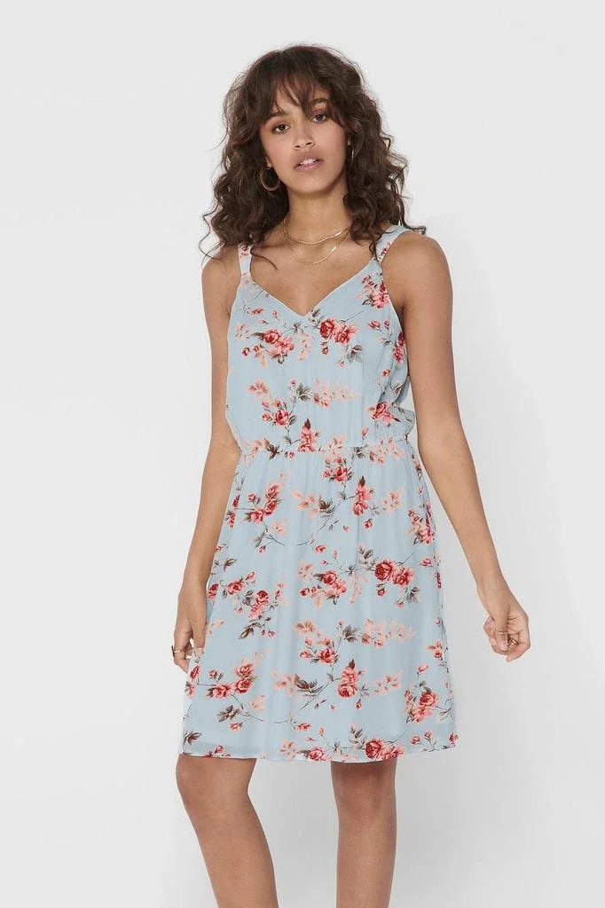 Сукня ONLKARMEN S/L SHORT DRESS AOP WVN NOOS 15157655 Cashmere Blue-ROSE FLOWERS ONLY 34 Блакитний