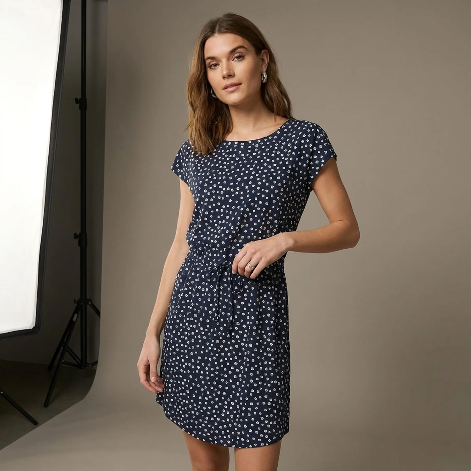 Сукня ONLMAY S/S DRESS NOOS 15153021-Night Sky-AOP:Lea flower ONLY L Темно-синій