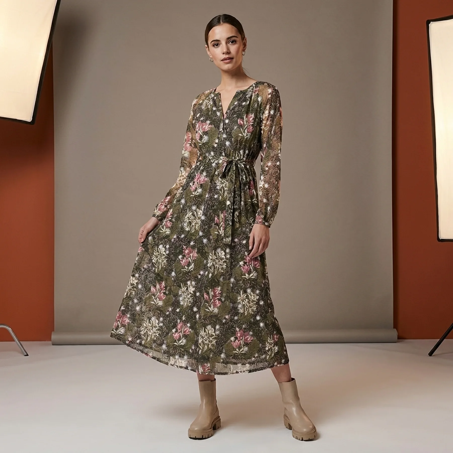 Сукня ONLPHOEBE LIFE L/S MIDI DRESS WVN 15246103-Plum Truffle-AOP:LE JARDIN MIXED FLOWERS ONLY L Темно-коричневий
