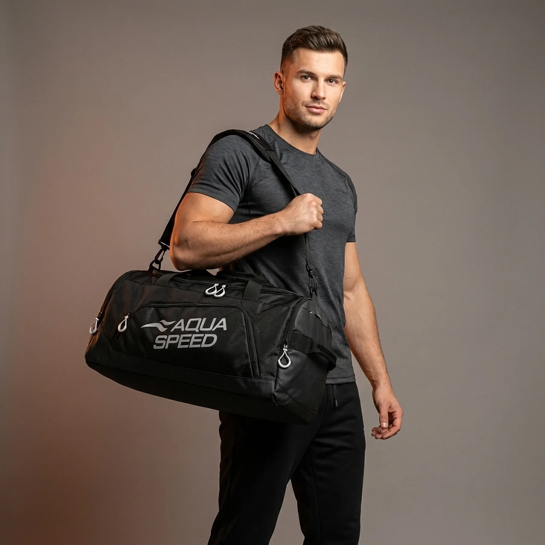 Сумка Aqua Speed Duffel bag M 60143 35L чорний Уні 48x25x29см
