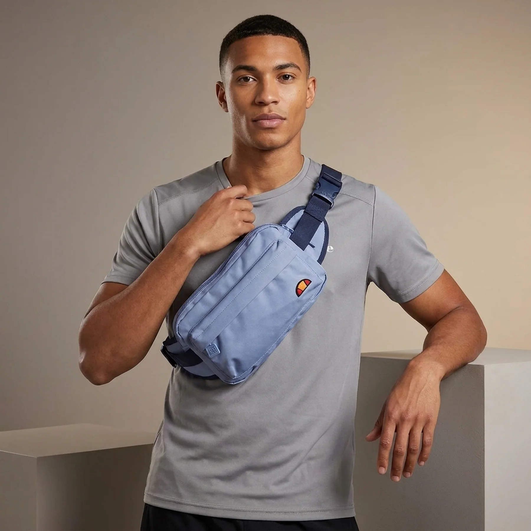 Сумка на пояс Ellesse Dacio Cross Body Bag