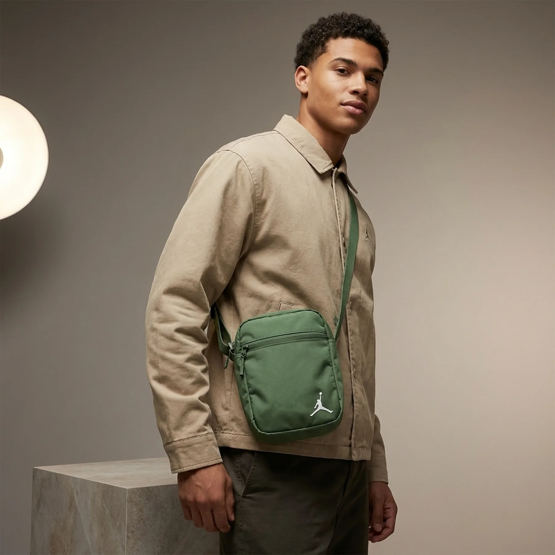 Сумка через плече Jordan Jaw Alpha Camera Bag WA0870-E1P